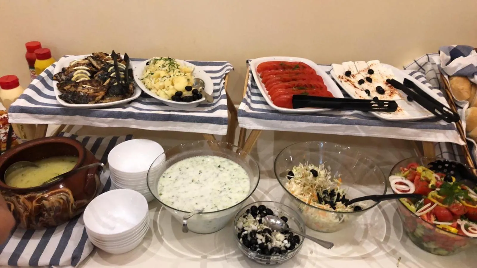 Restaurant/places to eat in Sunny Paradise Family Hotel