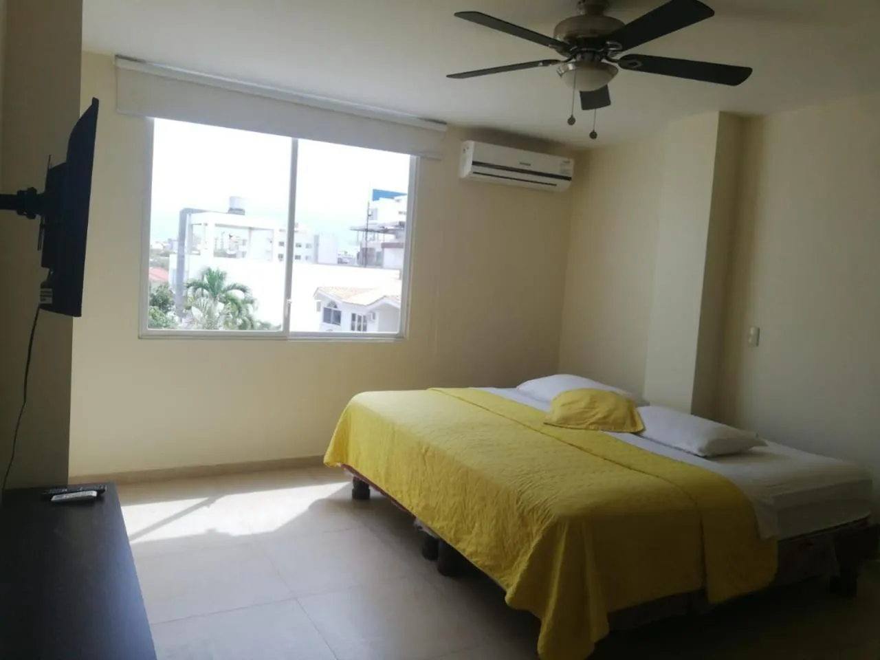 Standard Apartment in Edificio Galatea