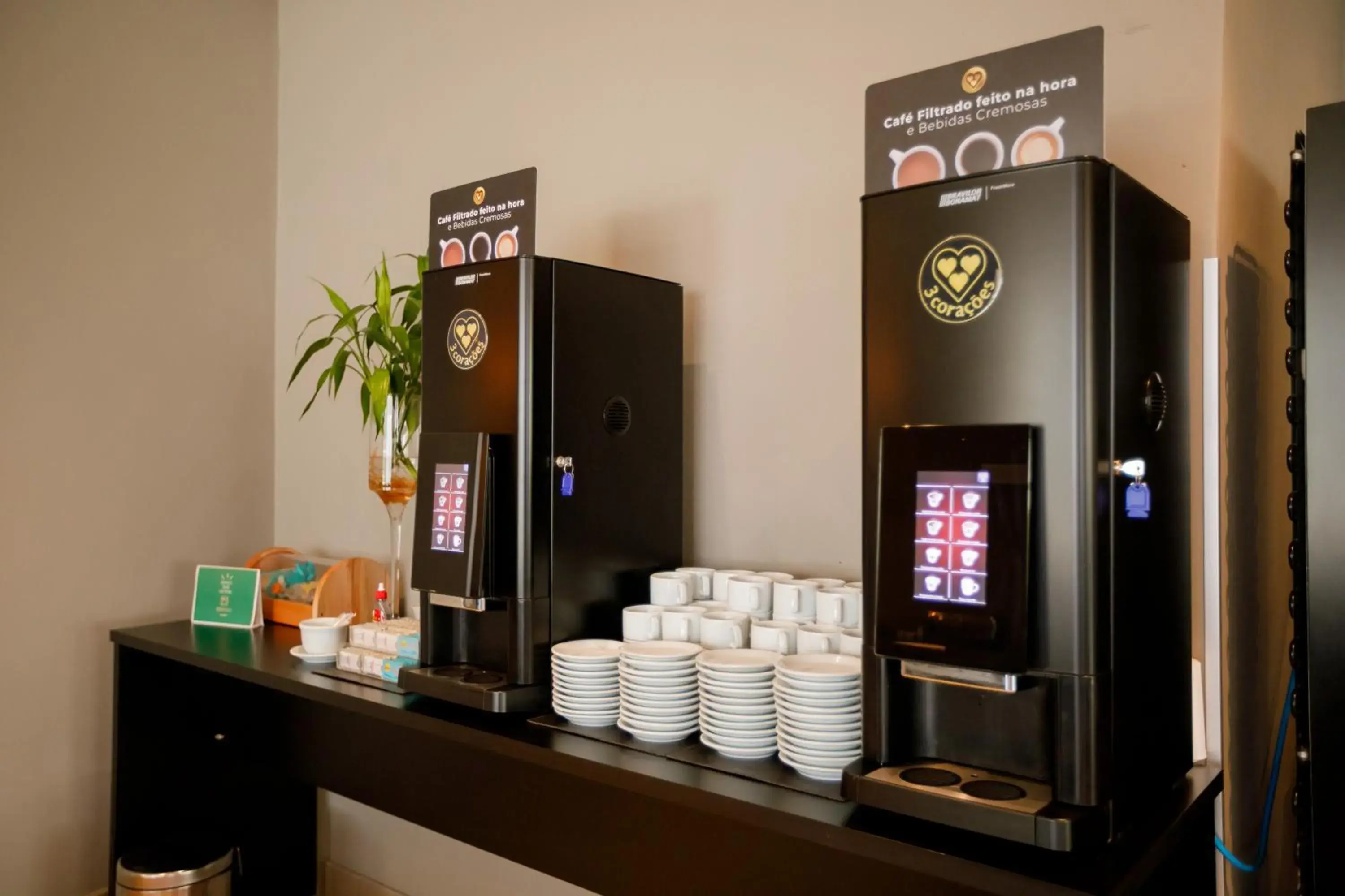 Restaurant/places to eat in Comfort Suites Londrina Restaurant/places to eat in Comfort Suites Londrina