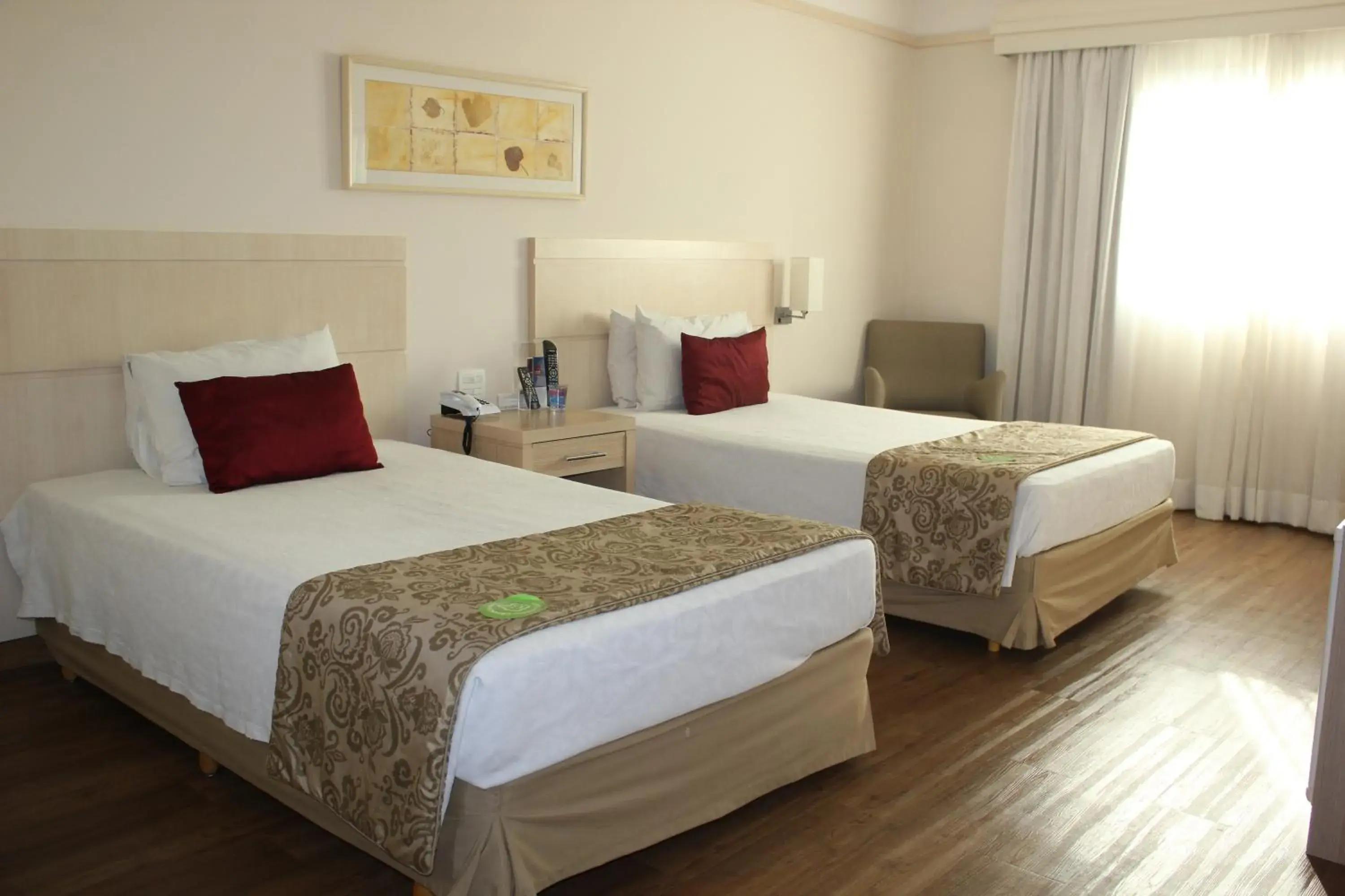Photo of the whole room, Bed in Comfort Suites Londrina Photo of the whole room, Bed in Comfort Suites Londrina