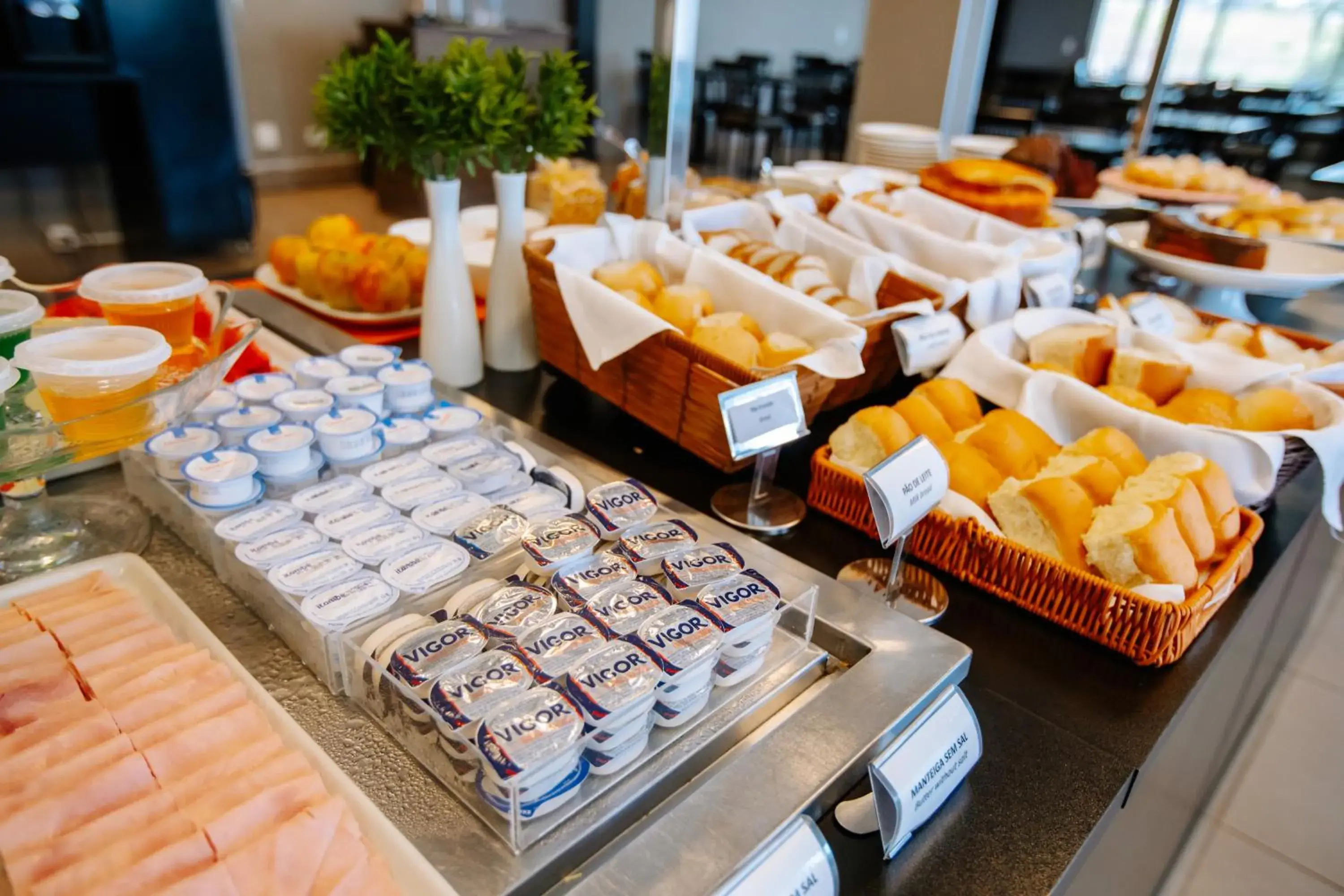 Breakfast in Comfort Suites Londrina Breakfast in Comfort Suites Londrina