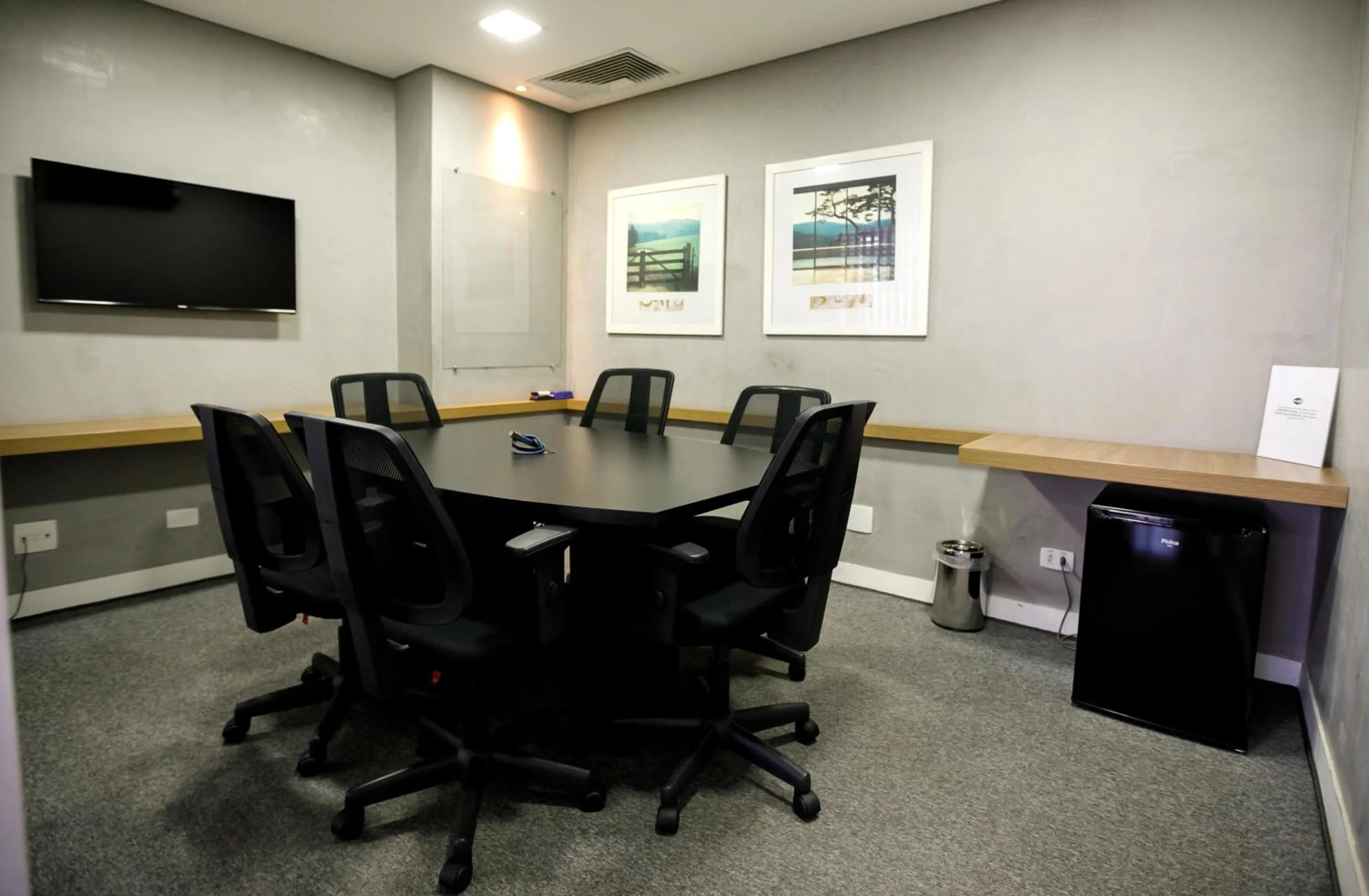 Meeting/conference room in Comfort Suites Londrina