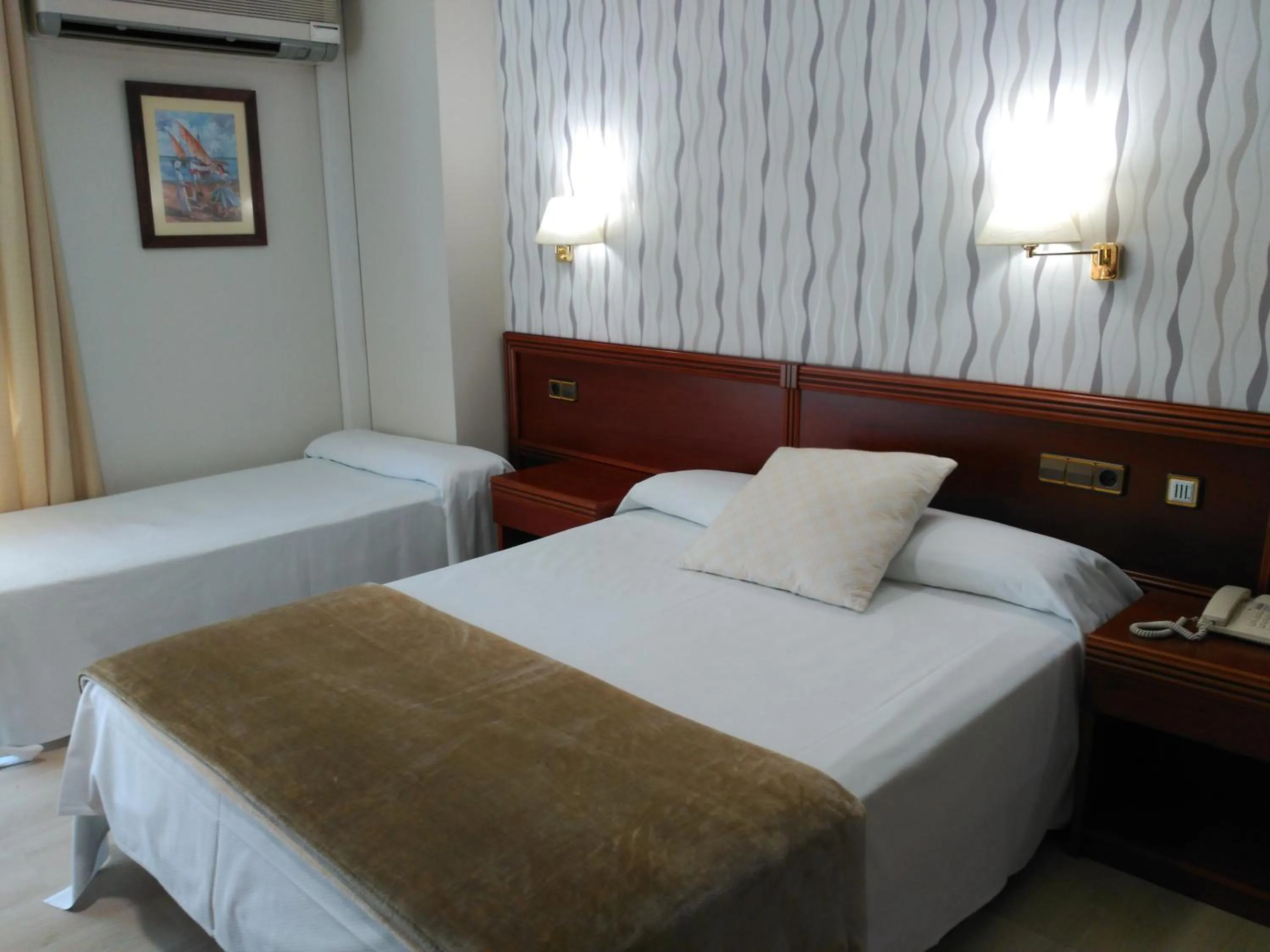 Bedroom, Bed in Hotel Villa de Marin