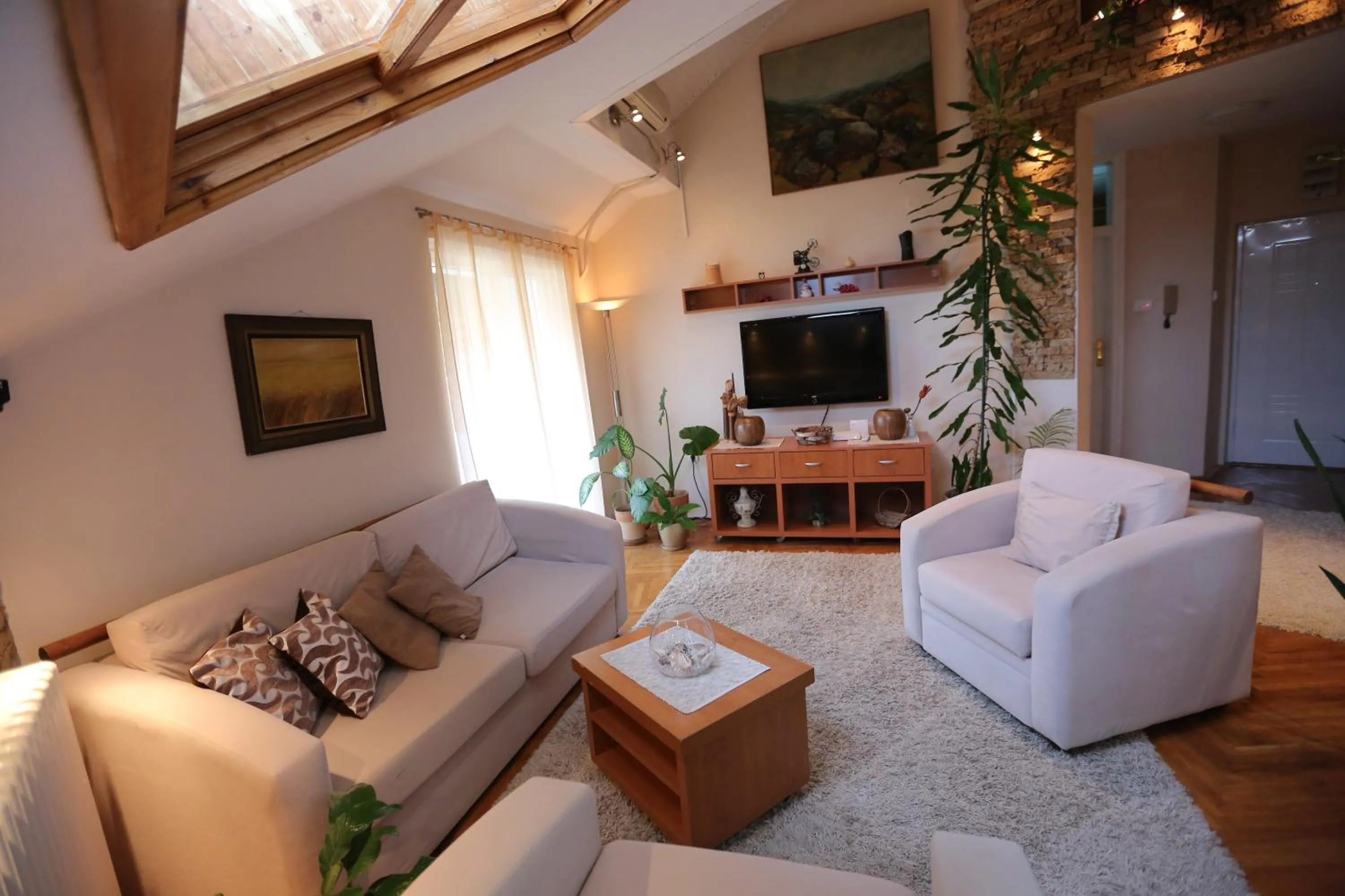 Magic Apartment