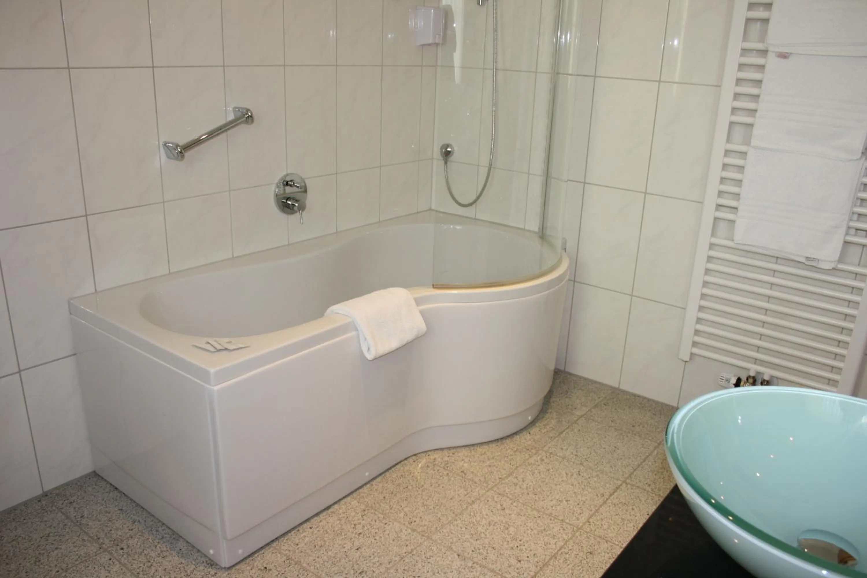 Shower in Hotel Retterath am Nürburgring