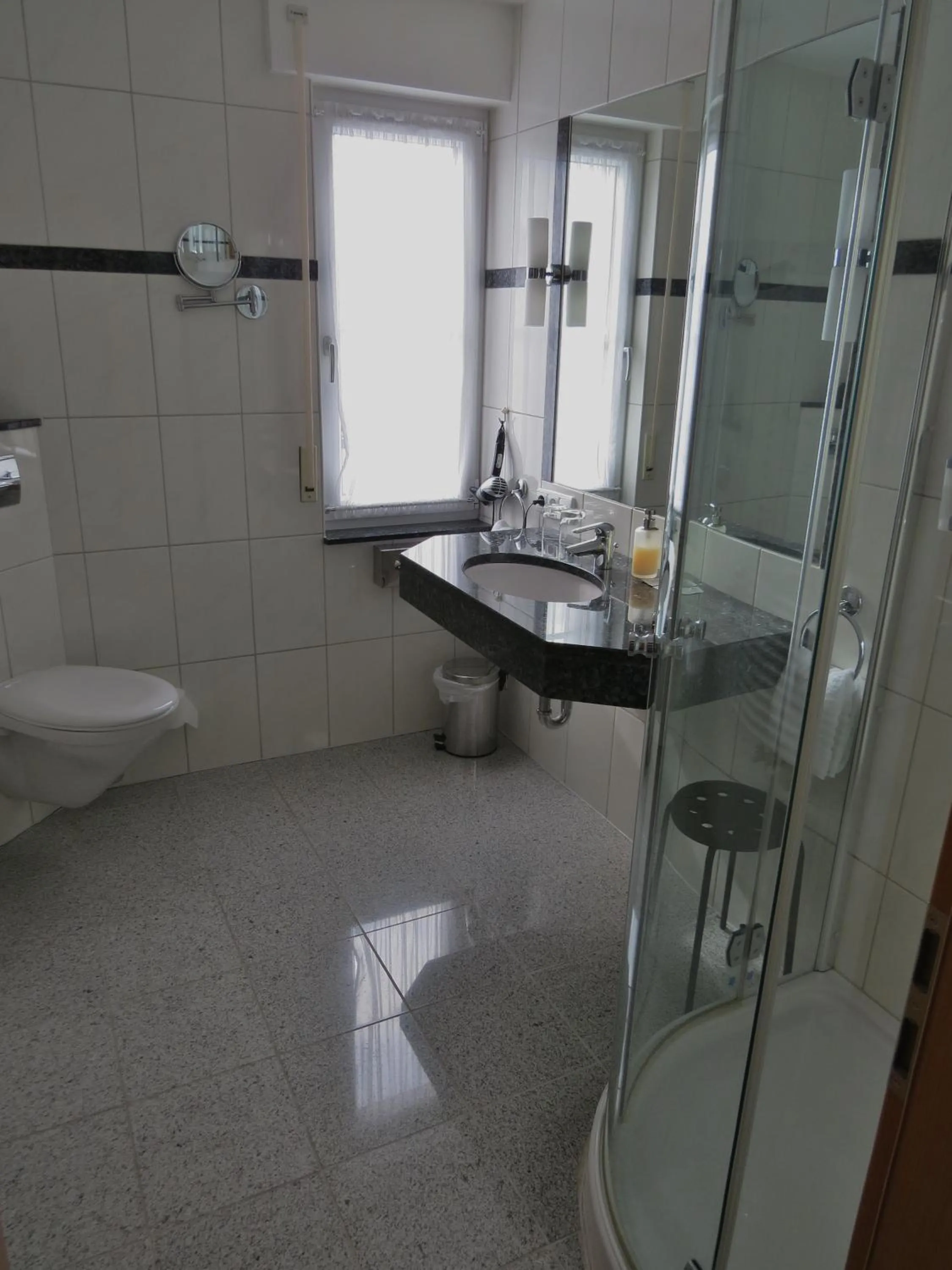 Shower in Hotel Retterath am Nürburgring