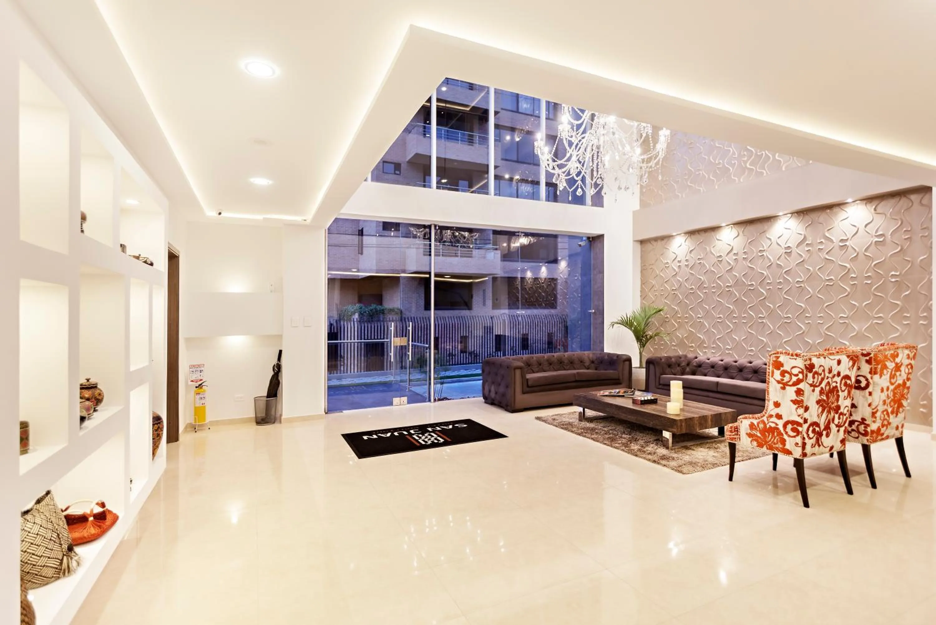 Communal lounge/ TV room in San Juan Hotel Boutique Pasto