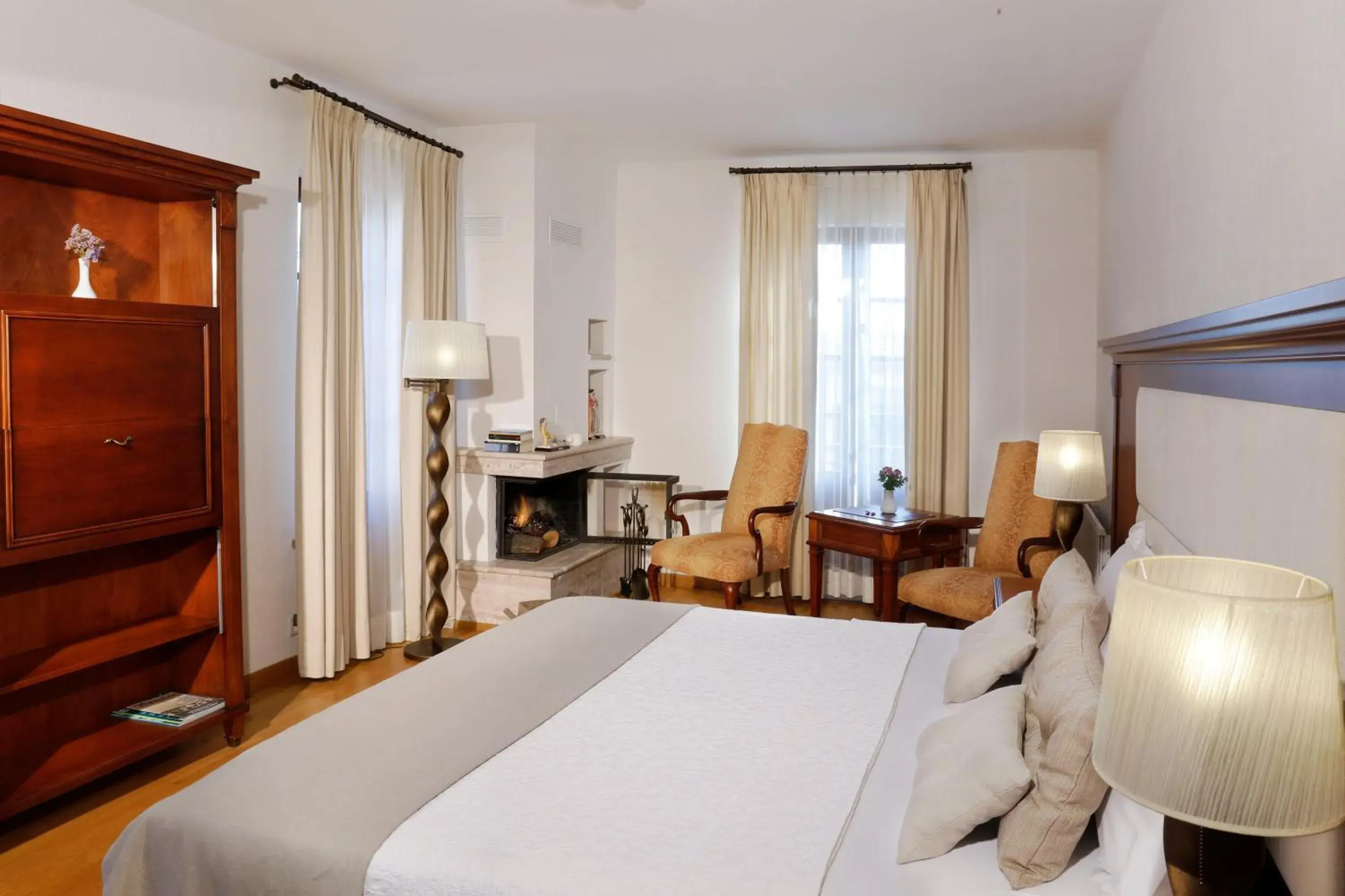 Bed in YundAntik Cunda Konaklari Bed in YundAntik Cunda Konaklari