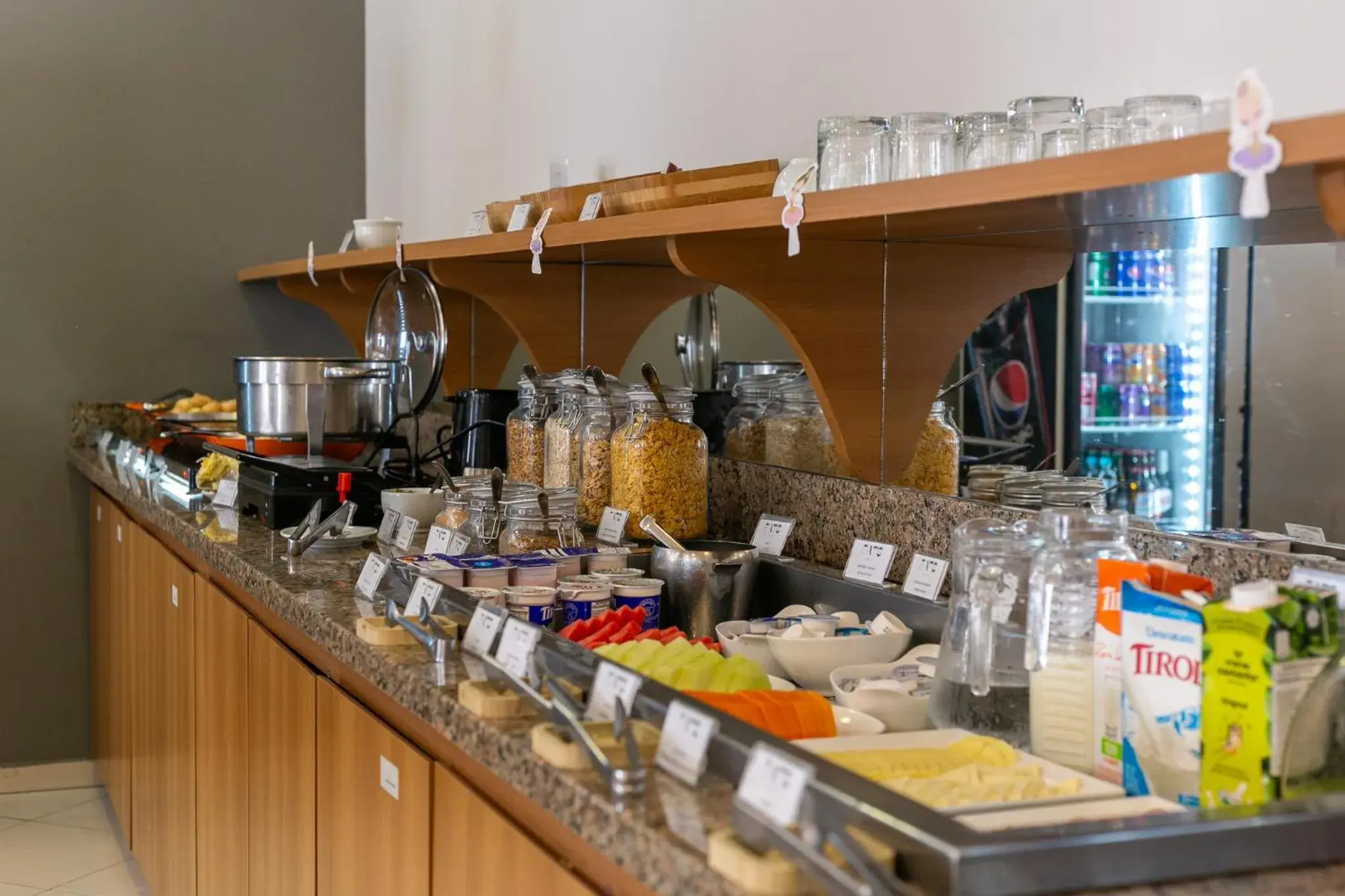 Breakfast in Comfort Hotel Joinville Breakfast in Comfort Hotel Joinville