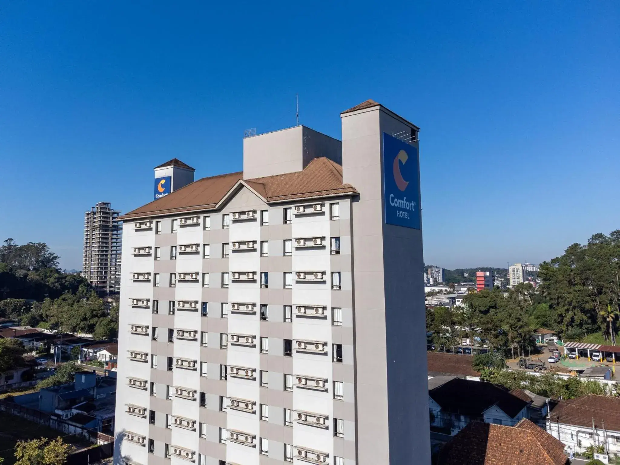 Property building in Comfort Hotel Joinville Property building in Comfort Hotel Joinville