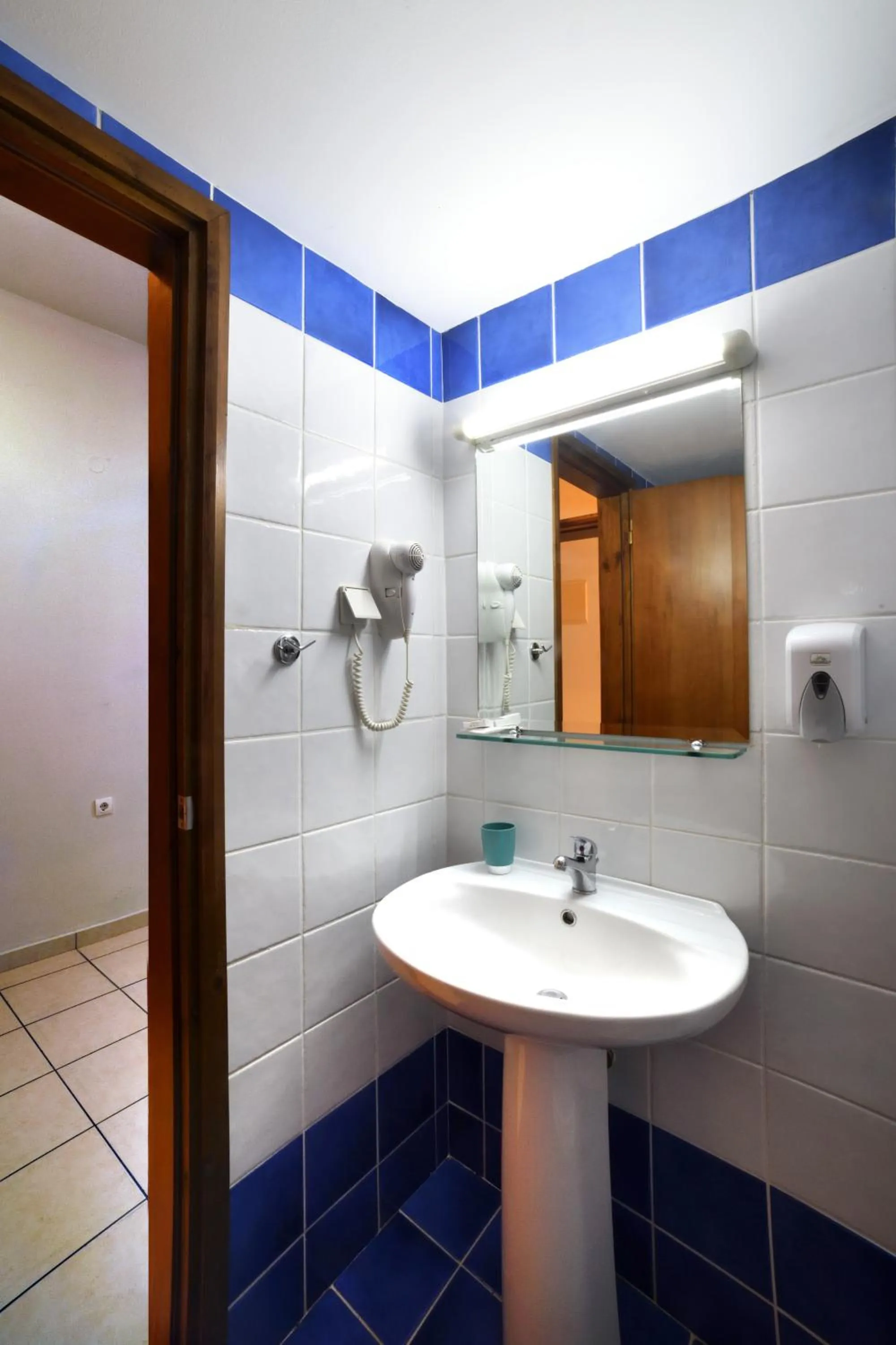 Bathroom in Akatos Hotel