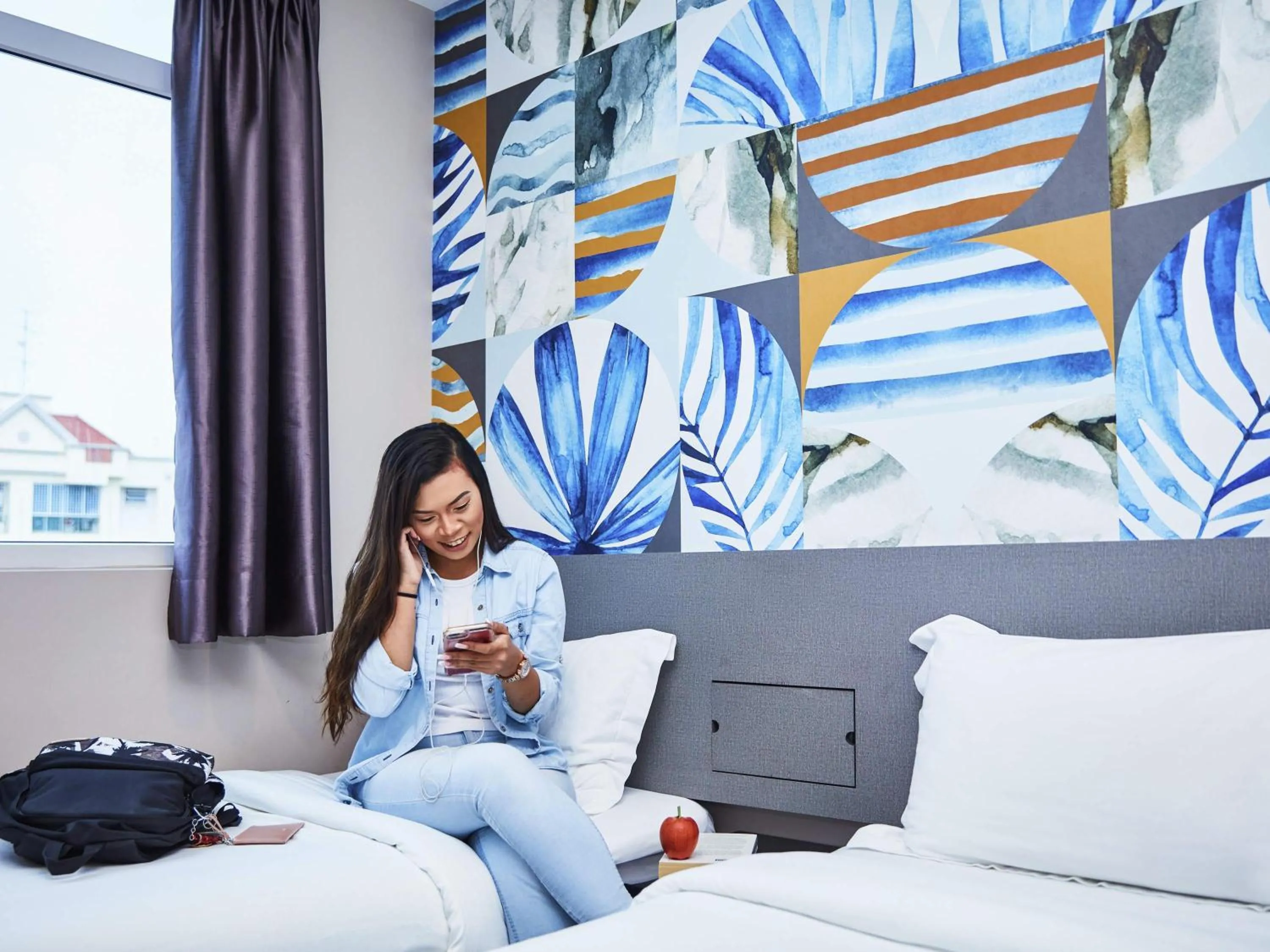 Bedroom in ibis budget Singapore Sapphire