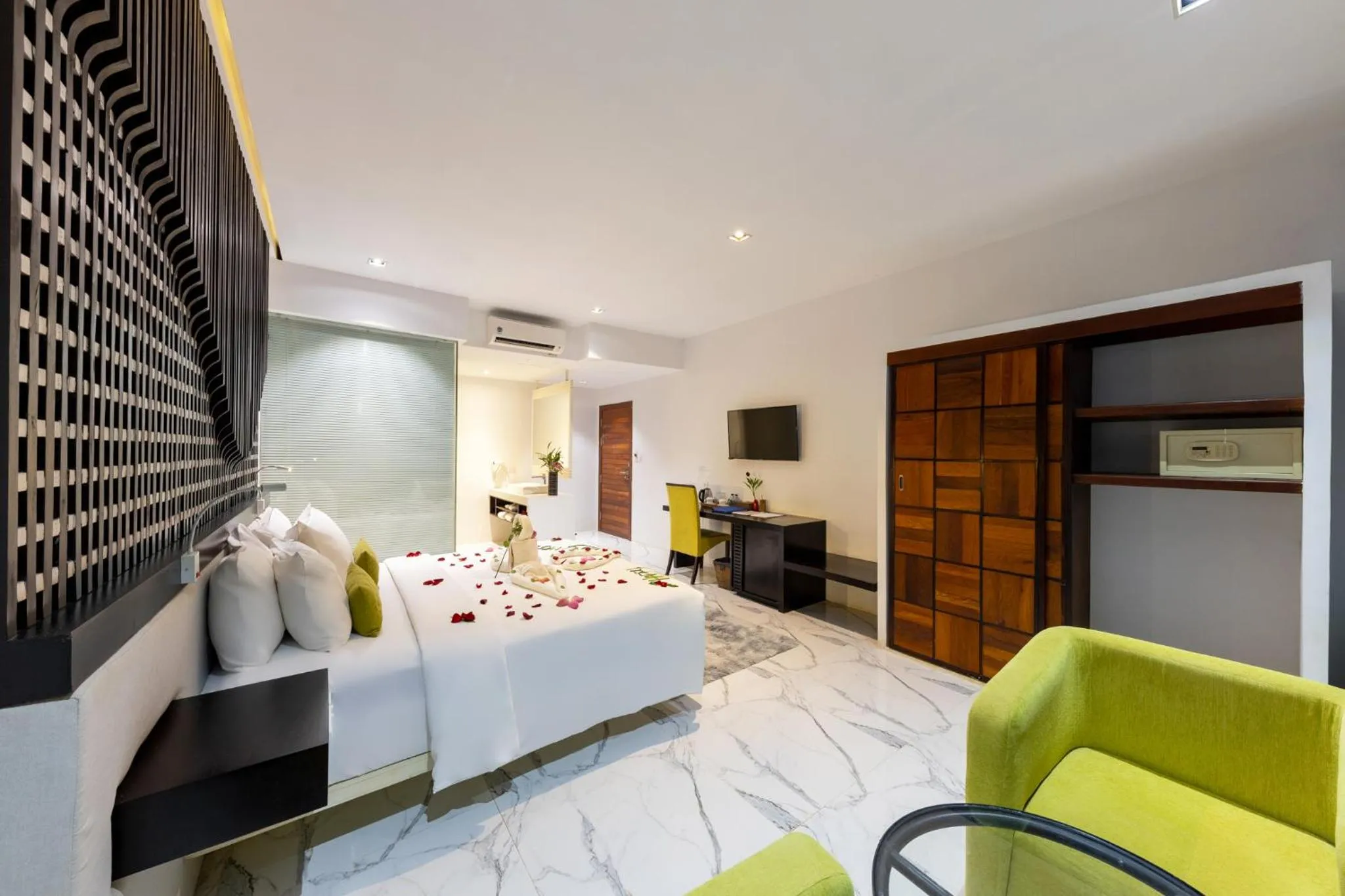 Bed in King Rock Residence