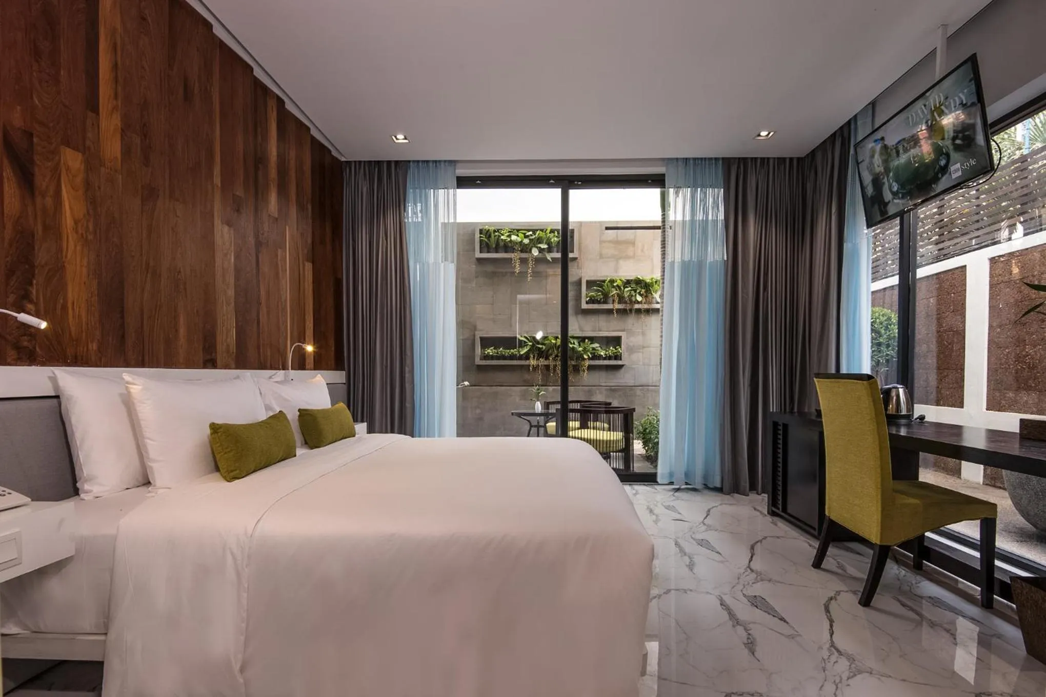 Balcony/Terrace, Bed in King Rock Residence