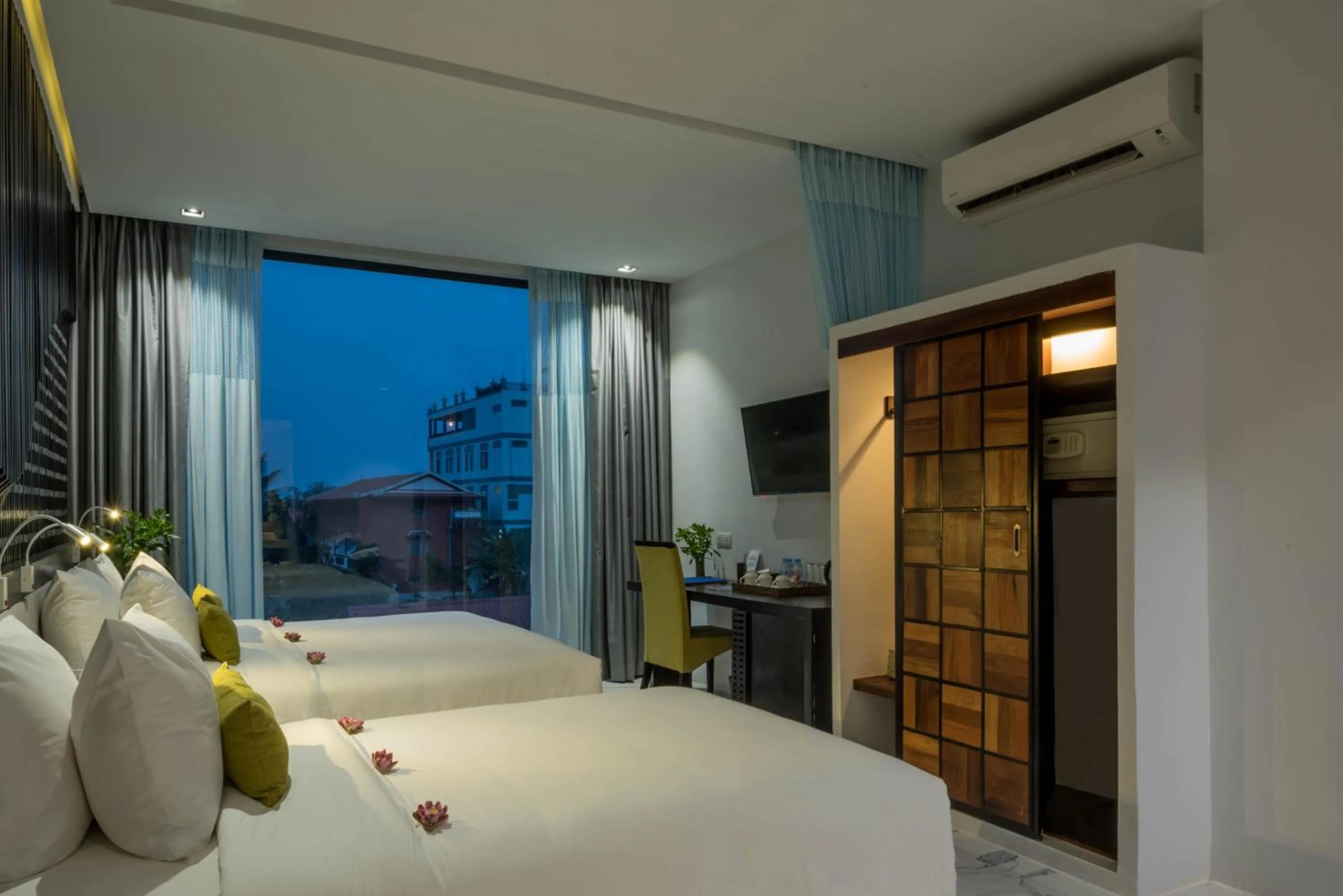 Bedroom, Bed in King Rock Residence