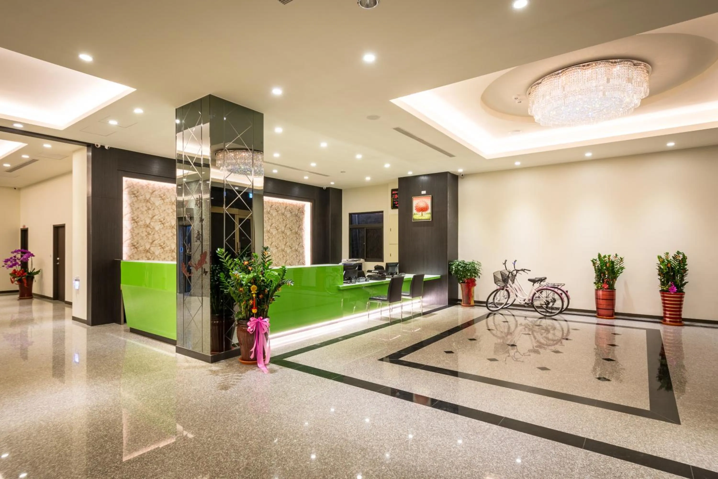 Lobby or reception in Midu Business Hotel