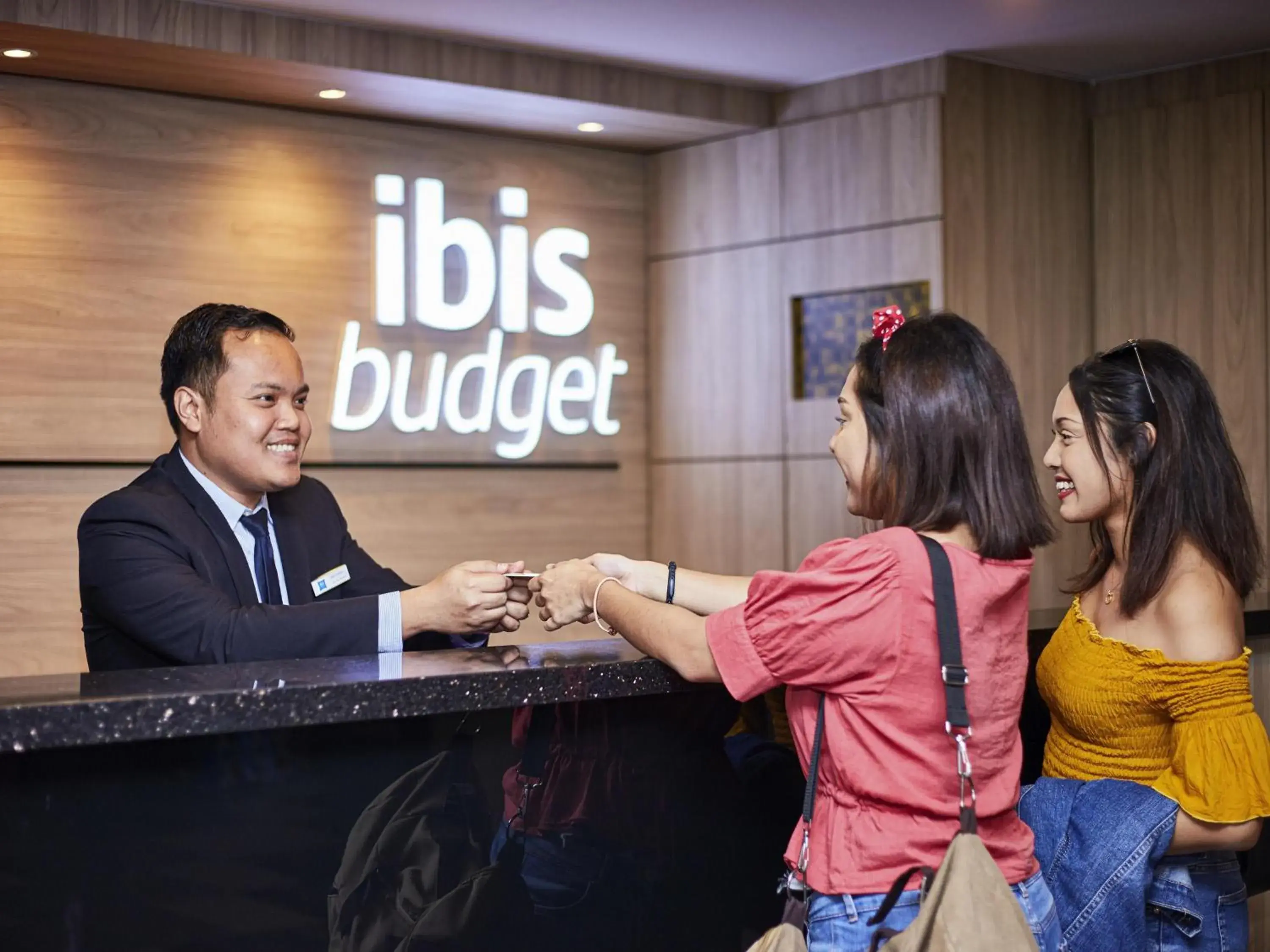 Property building in ibis budget Singapore Ruby Property building in ibis budget Singapore Ruby