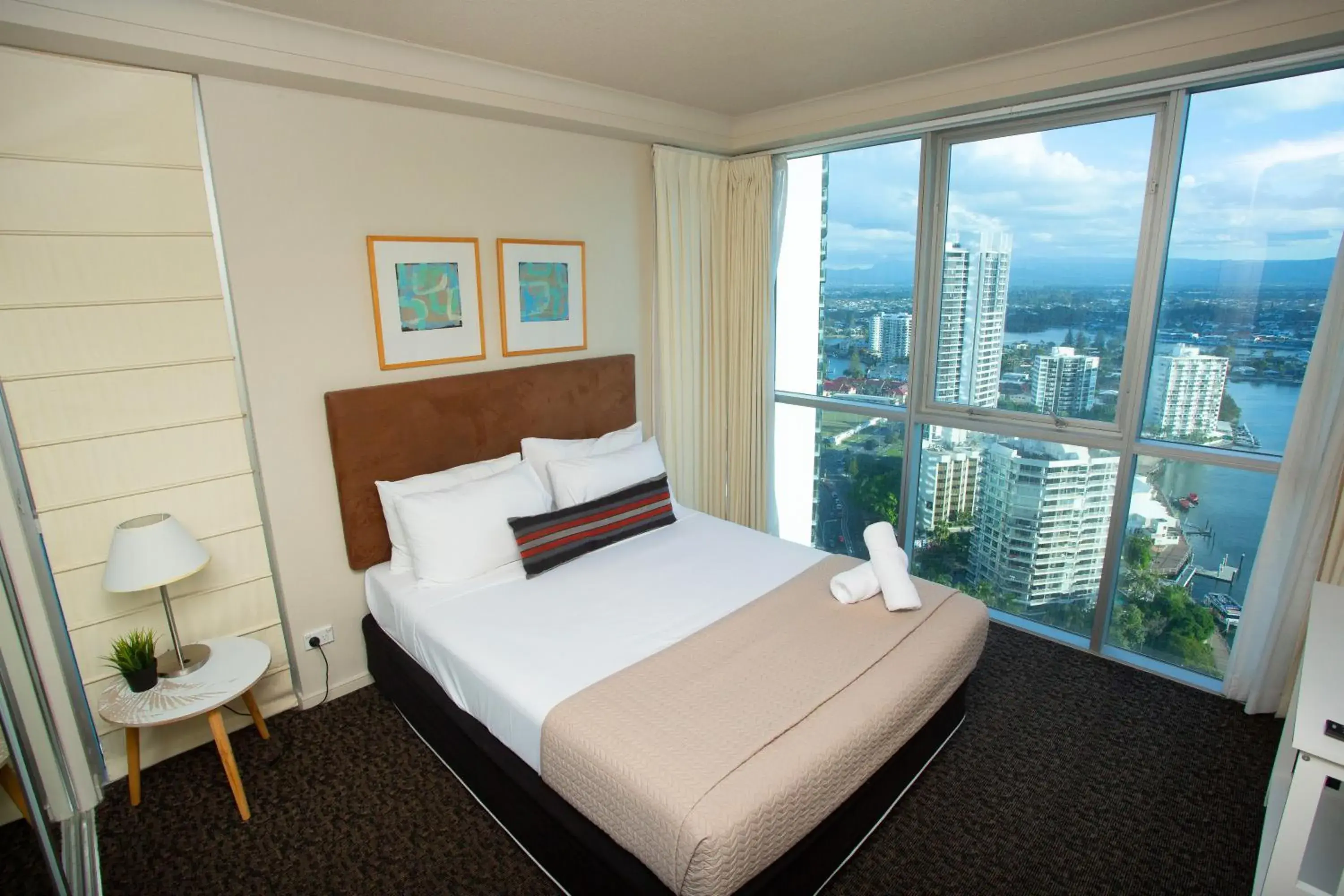 Bed in Chevron Renaissance - Private Apartments - Hosted by Coastal Letting Co. Bed in Chevron Renaissance - Private Apartments - Hosted by Coastal Letting Co.