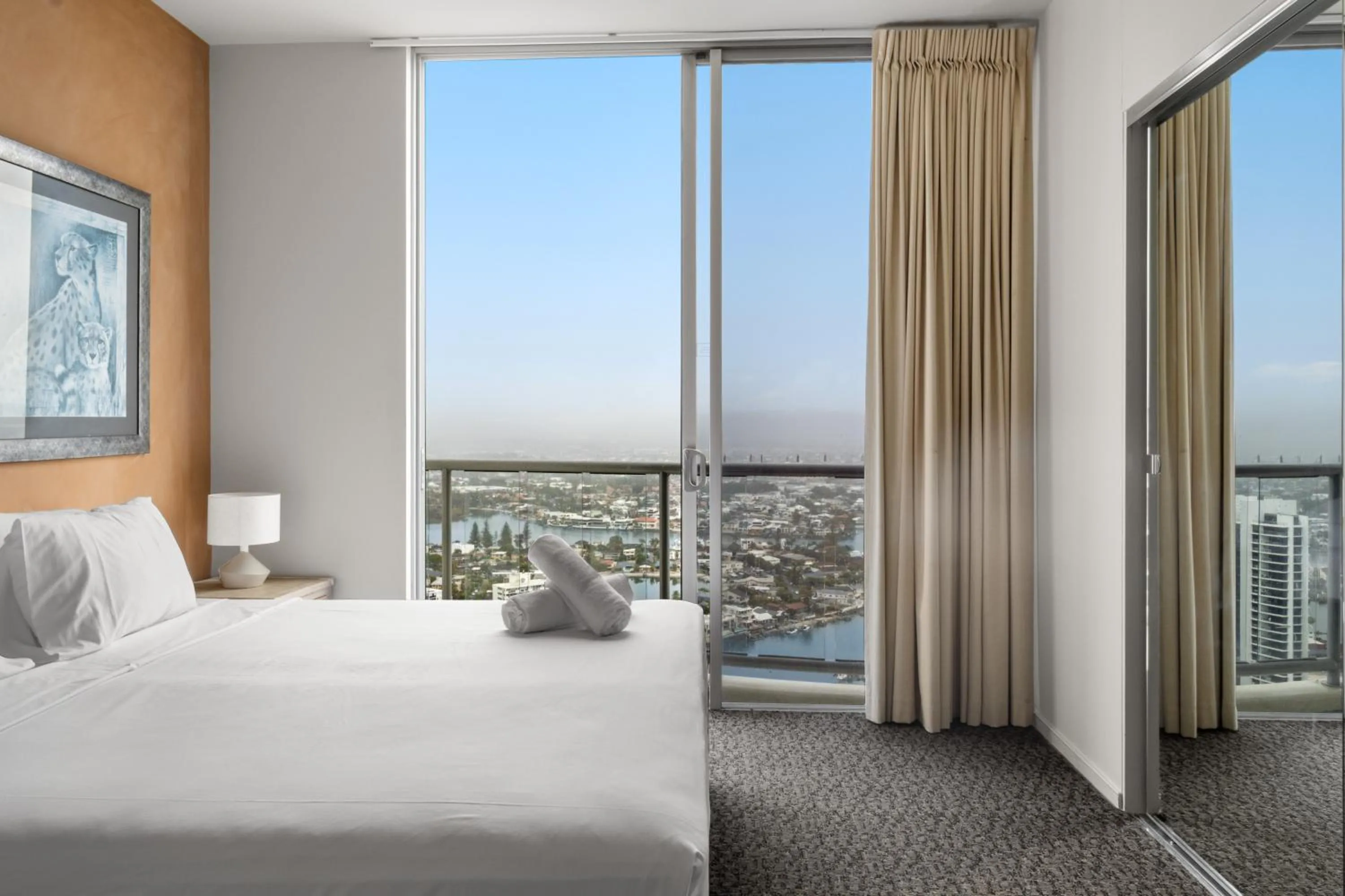 Bed in Chevron Renaissance - Private Apartments - Hosted by Coastal Letting Co.