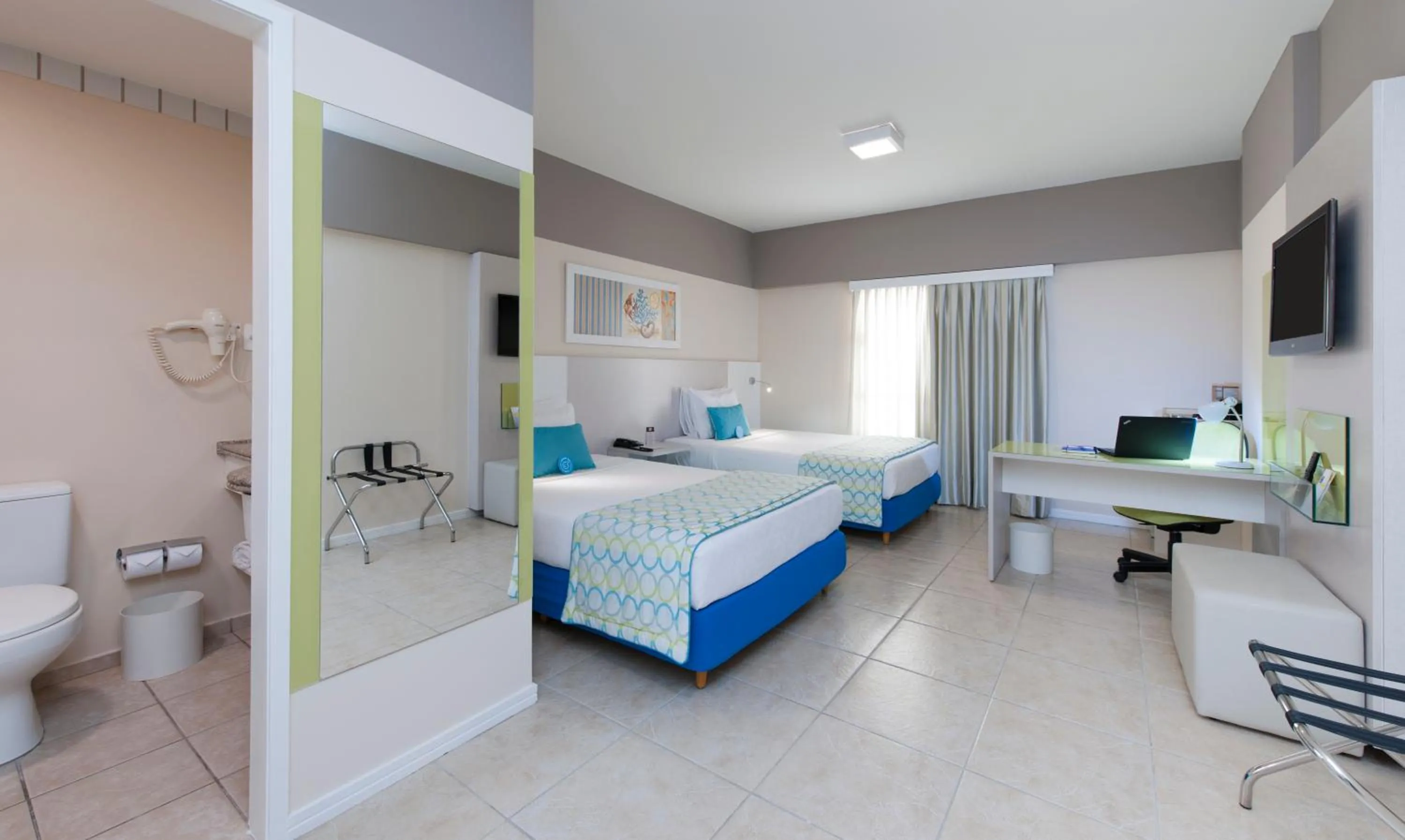 Photo of the whole room, Bed in Comfort Hotel Fortaleza