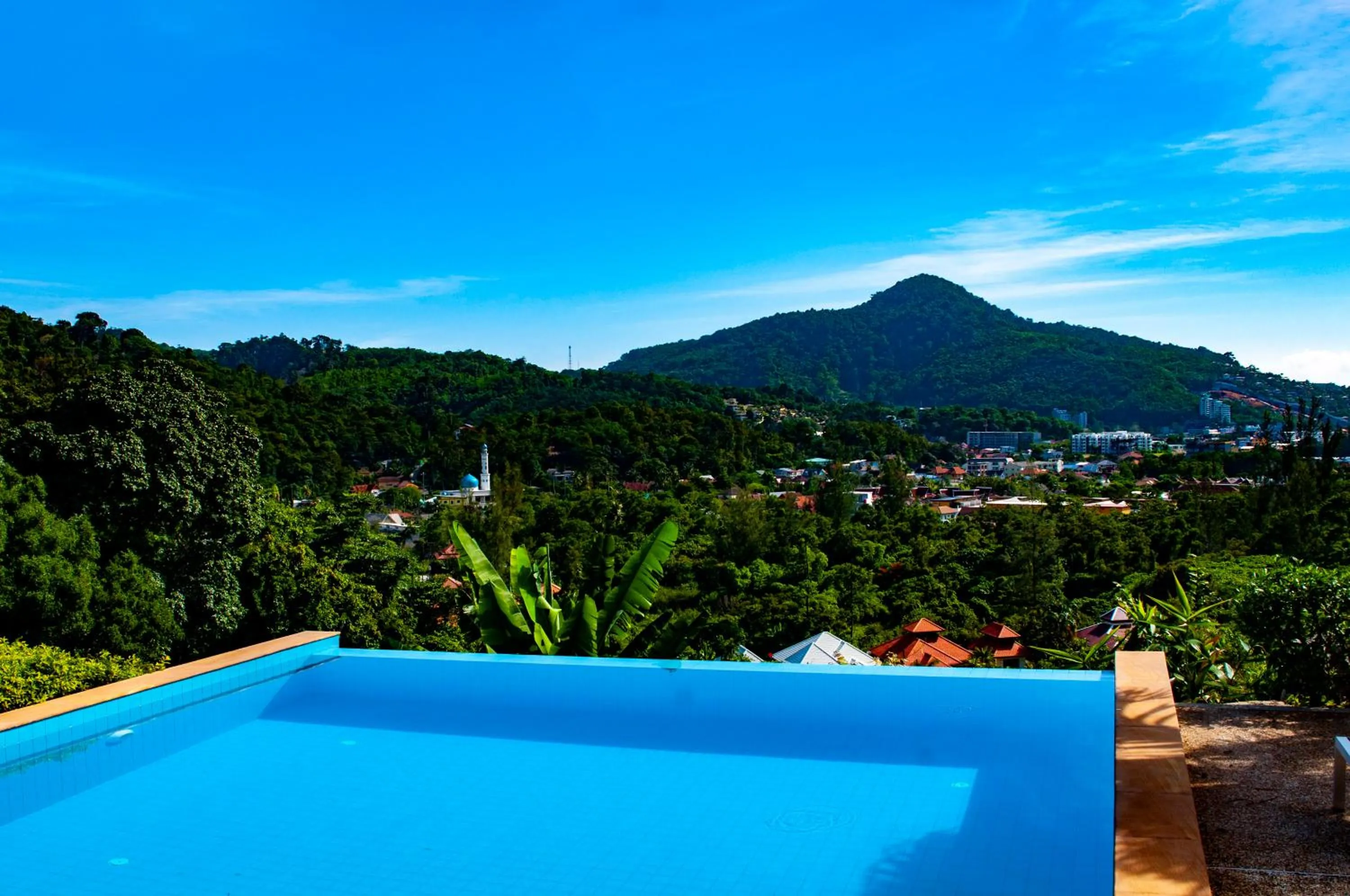 Swimming pool in Baan Chom View Kamala - SHA Plus