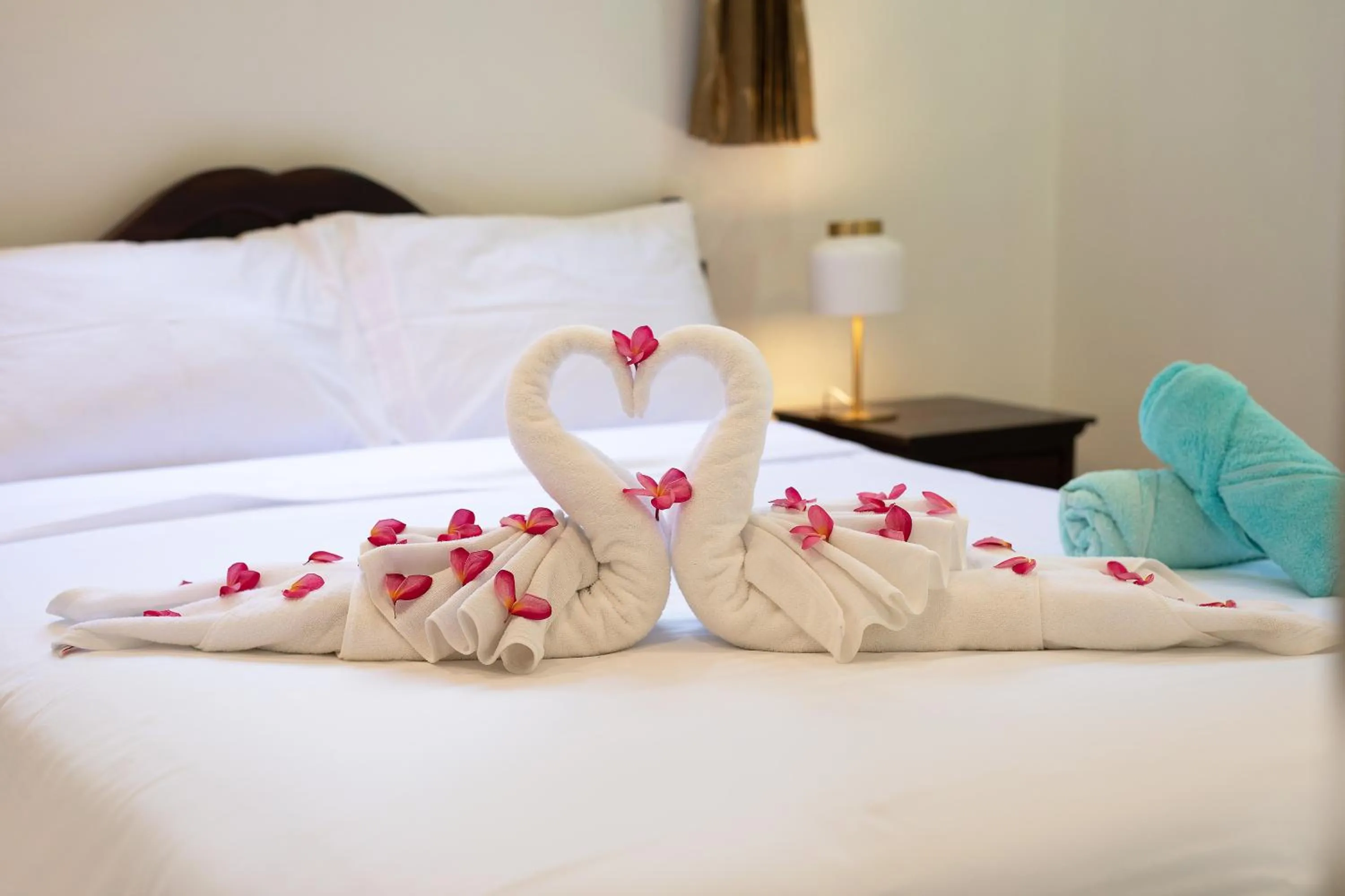 Bed in Baan Chom View Kamala - SHA Plus