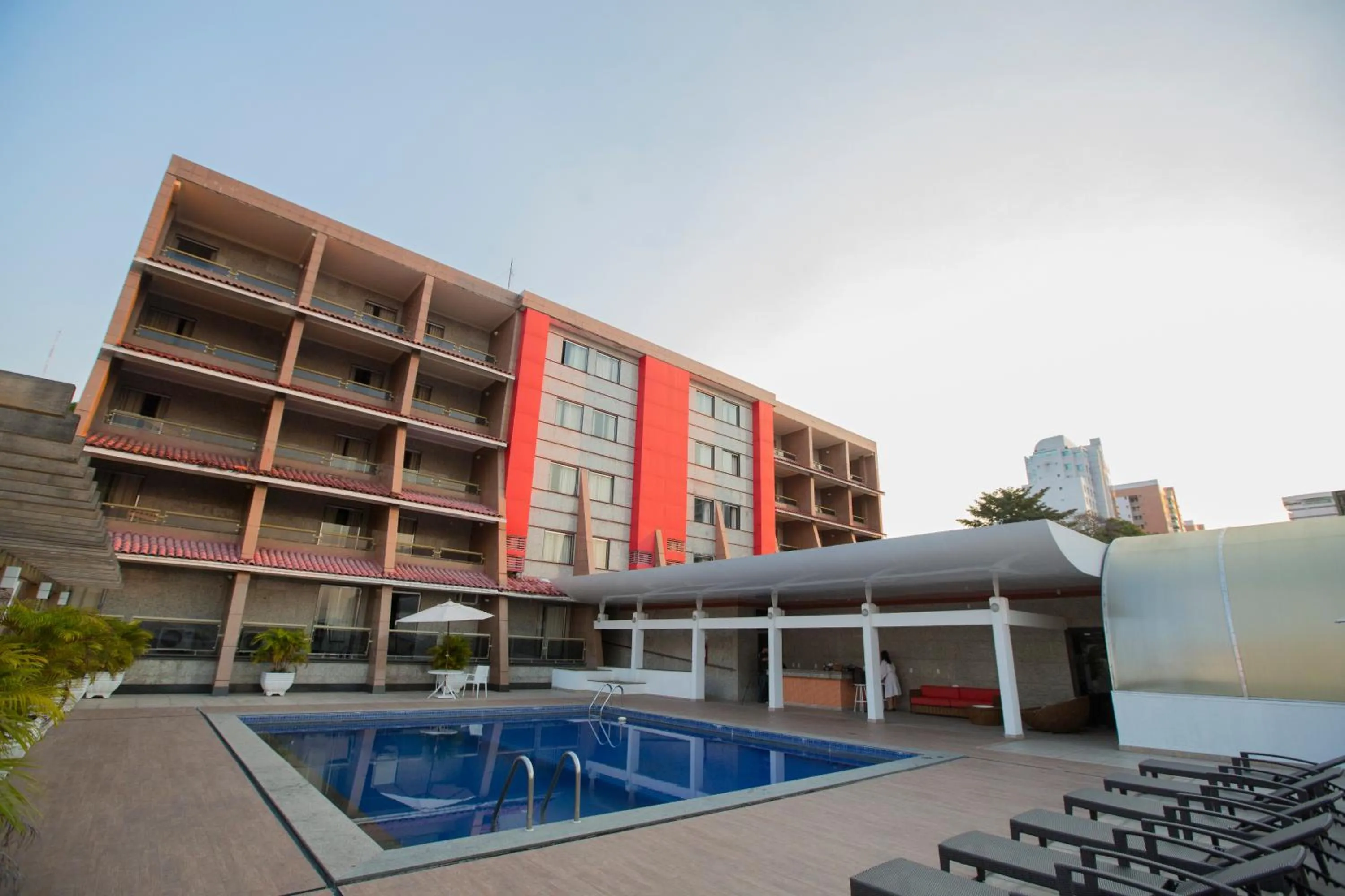 Property building in Da Vinci Hotel & Conventions - by Easy Hotéis