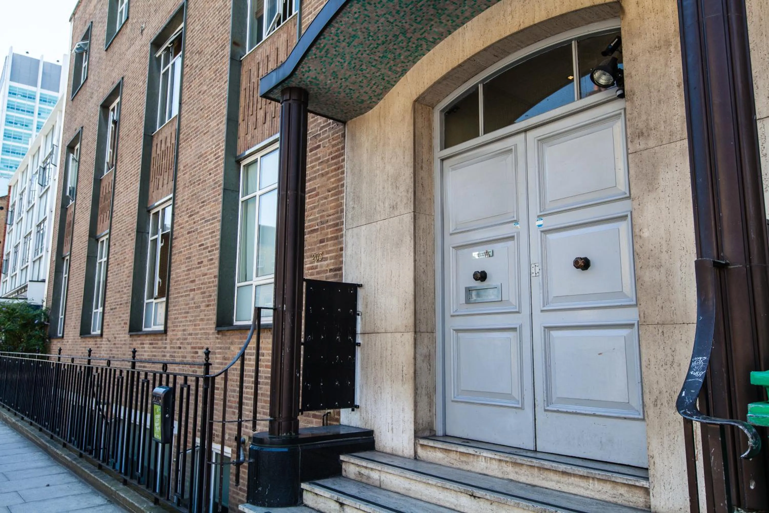 Facade/entrance in Access Euston