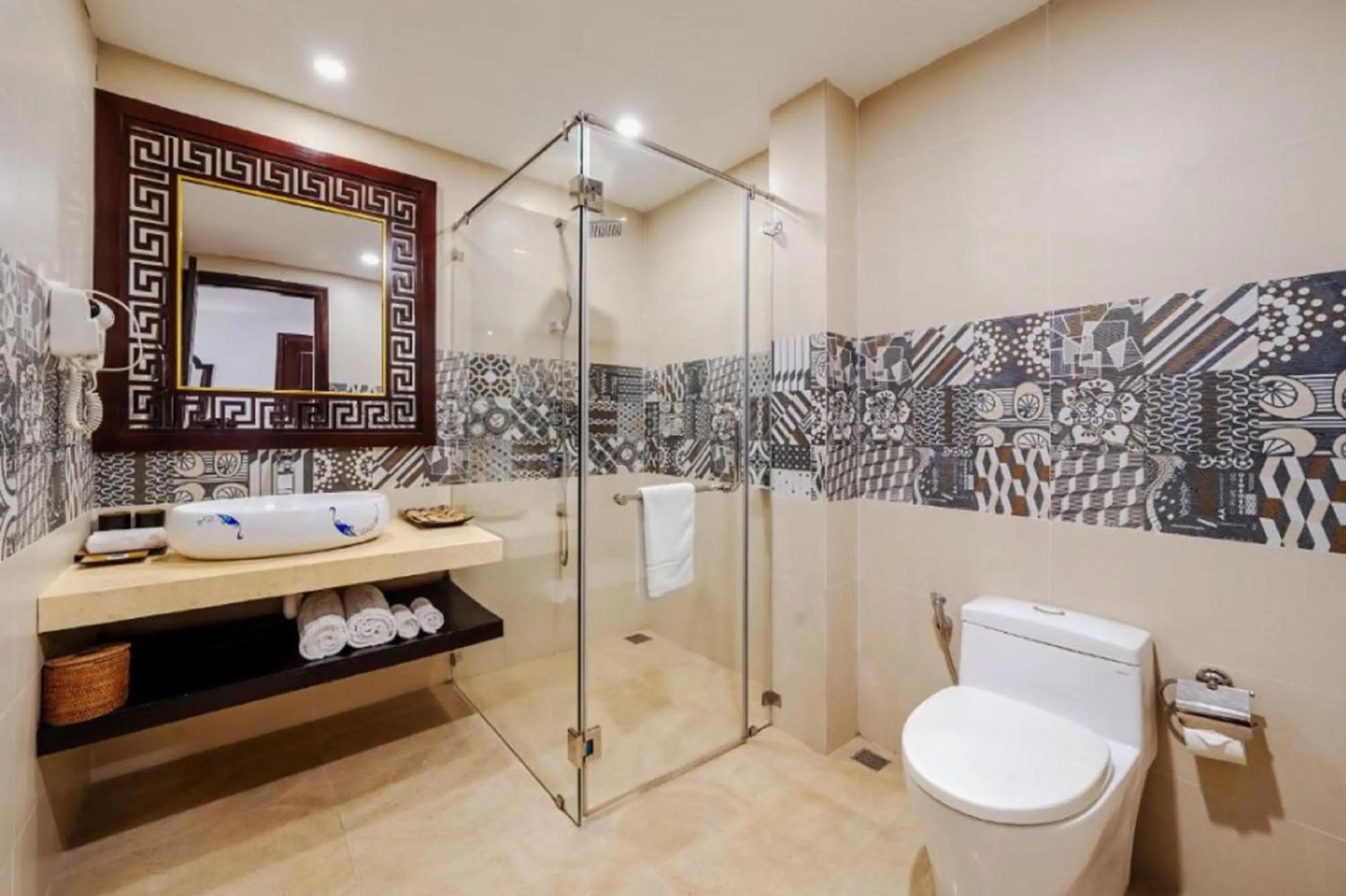 Shower in Le Pavillon Hoi An Luxury Resort & Spa