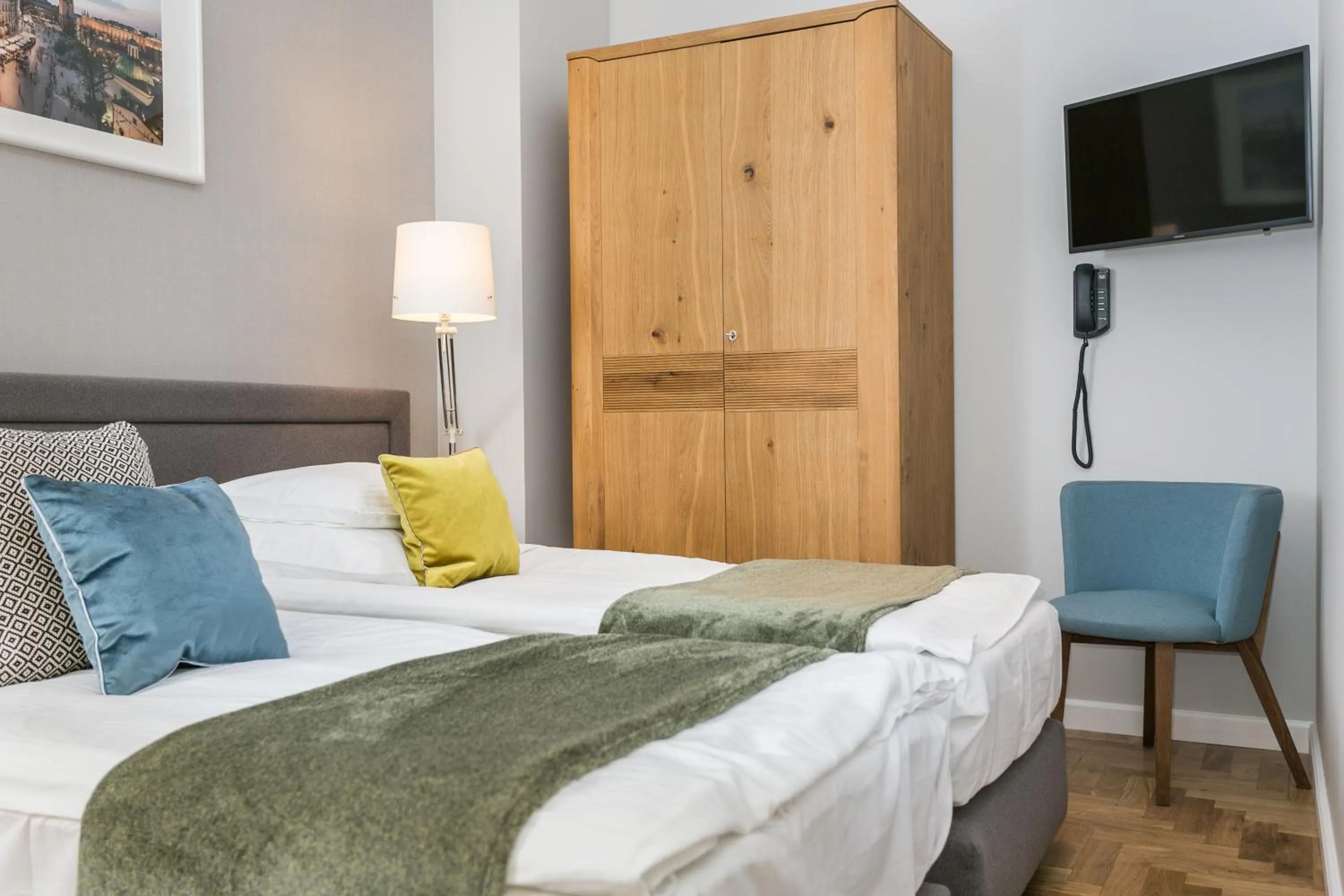 Bed in Venetian House Market Square Aparthotel