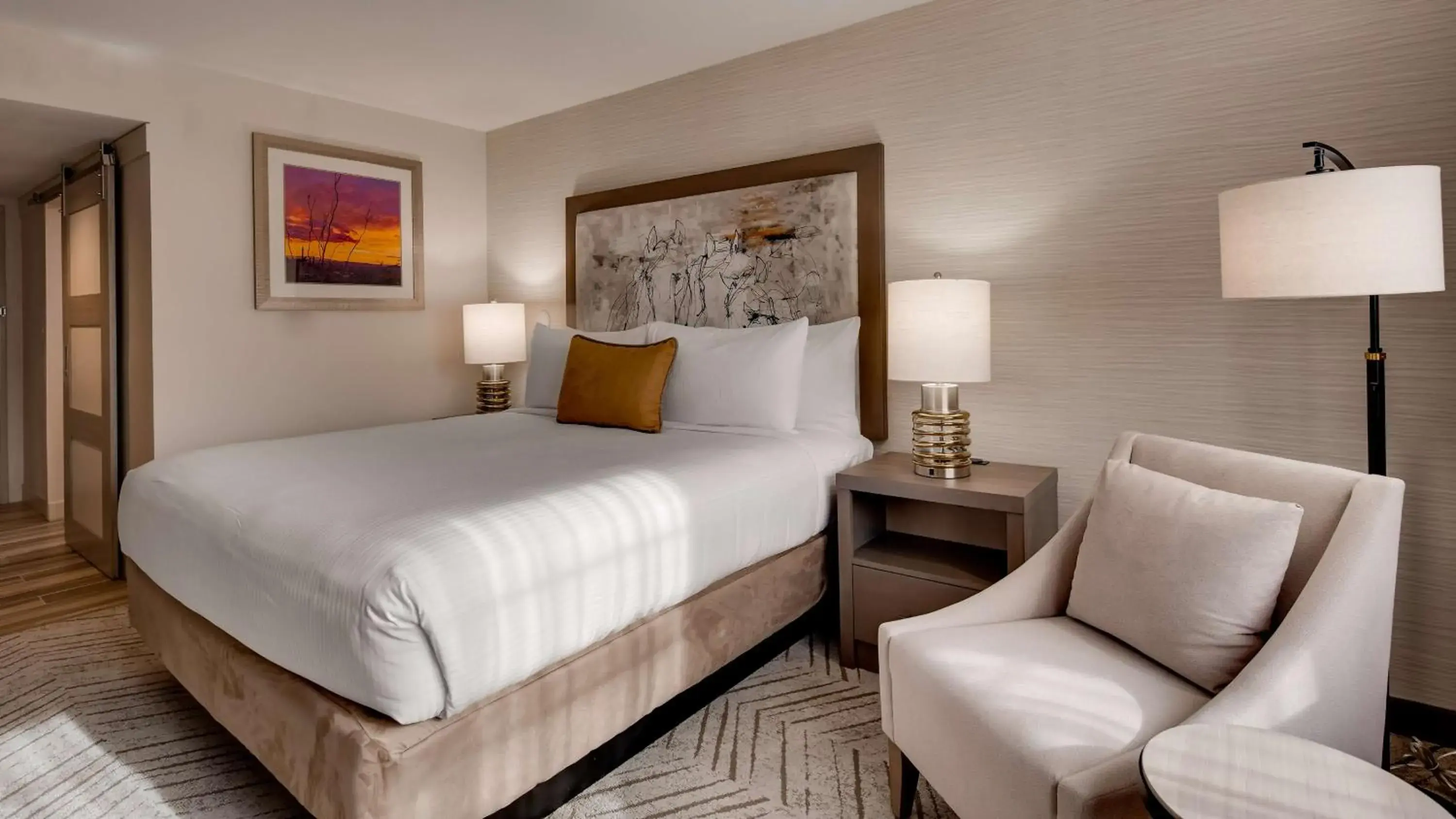 Bedroom, Bed in Aiden by Best Western Scottsdale North Bedroom, Bed in Aiden by Best Western Scottsdale North