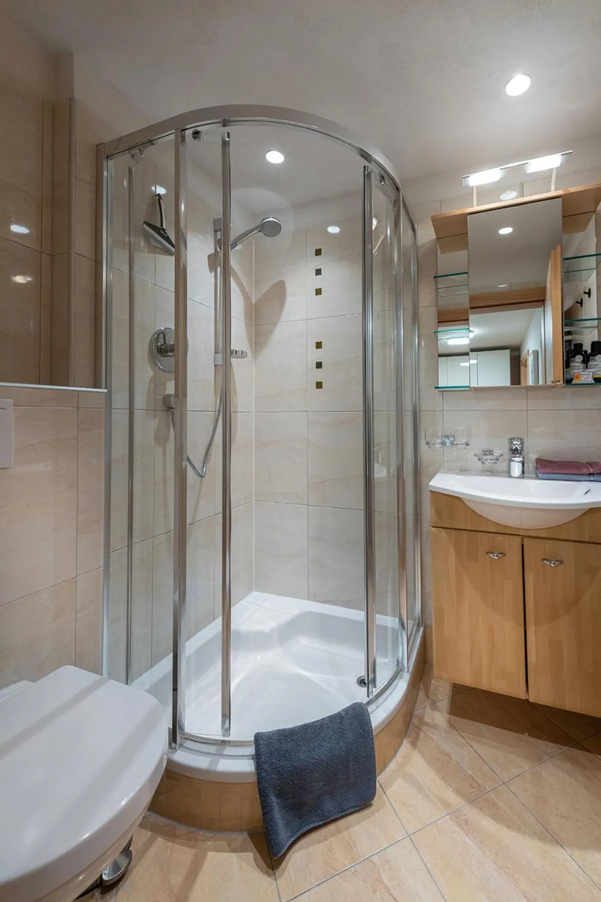 Bathroom in Meerberg