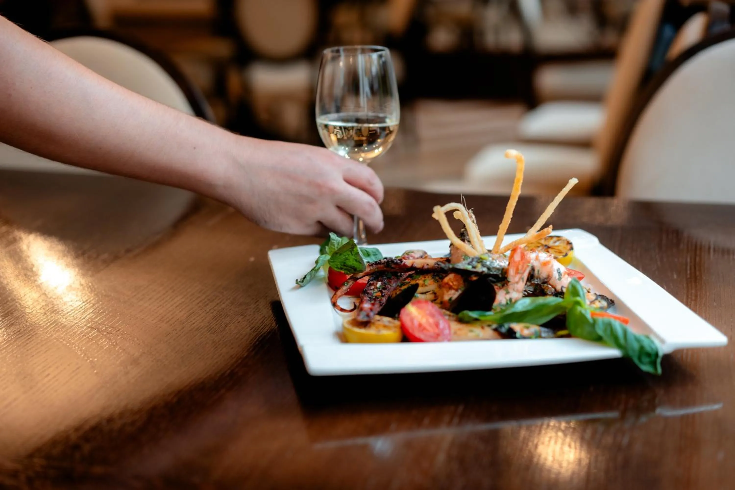 Food and drinks in Grand Hotel Sofianu