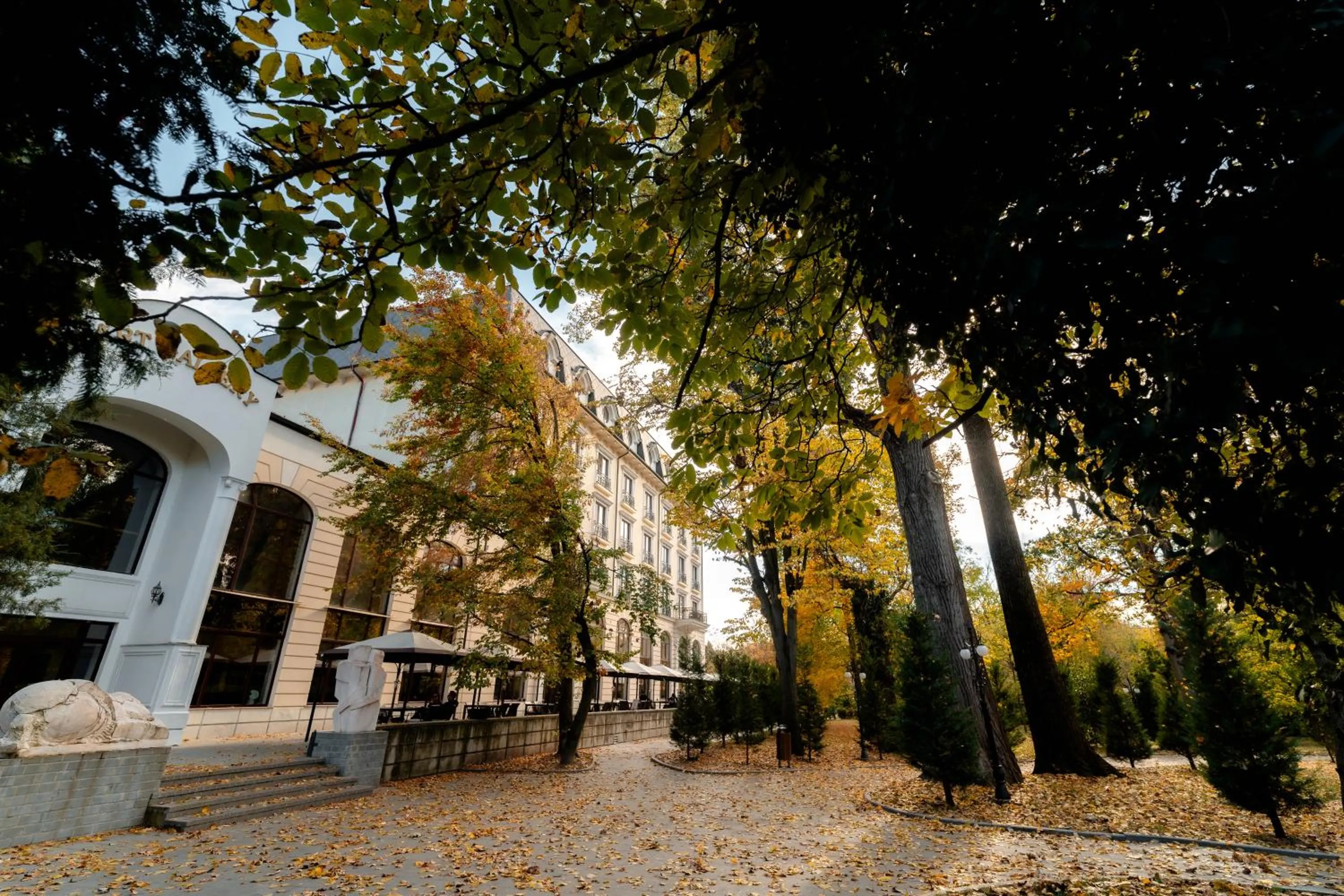 Property building in Grand Hotel Sofianu