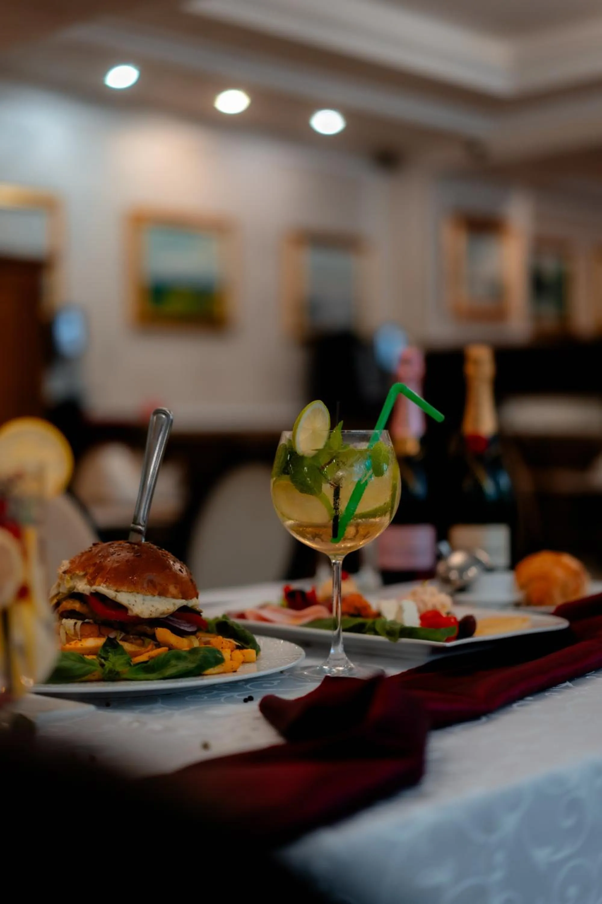 Food and drinks in Grand Hotel Sofianu