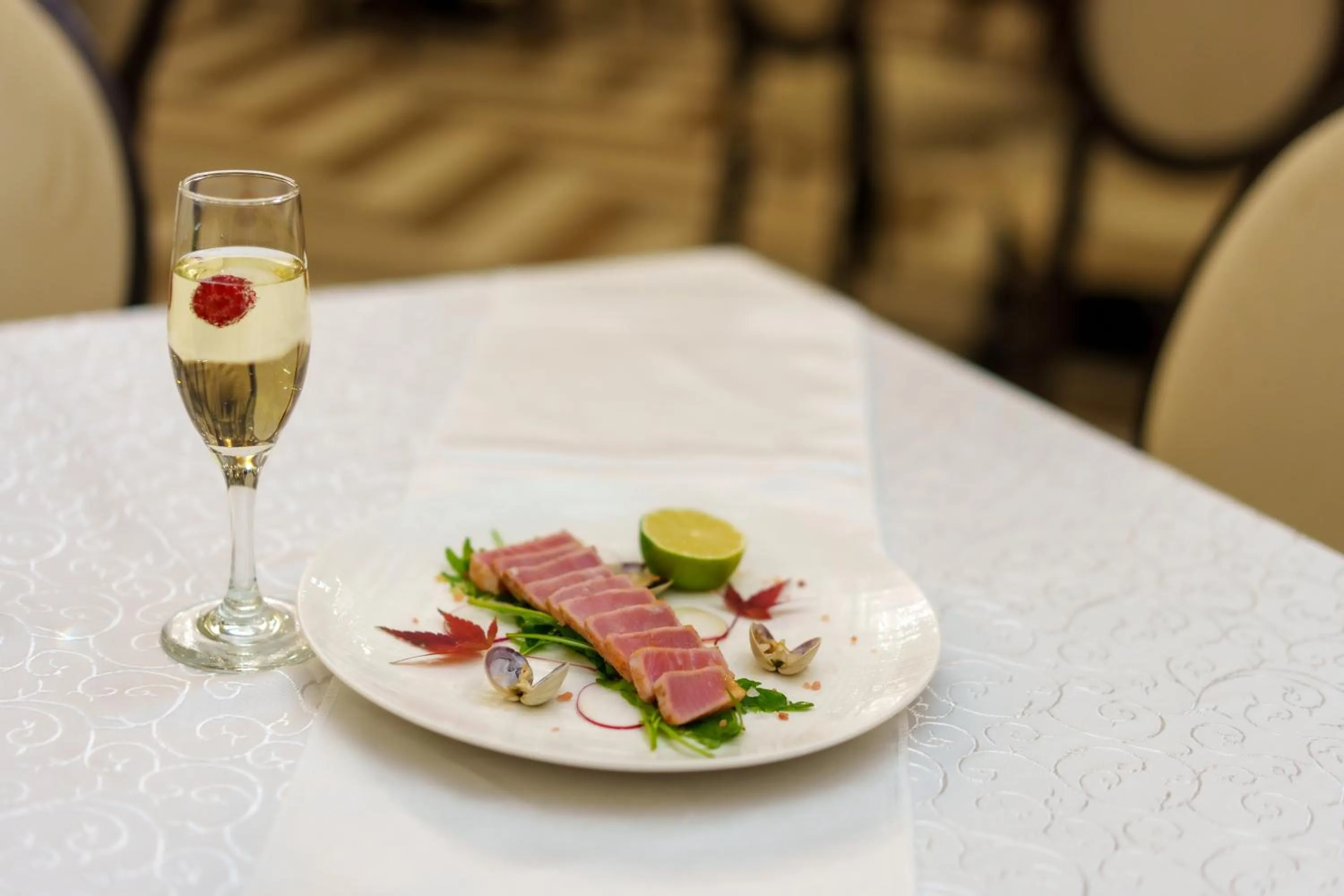 Food and drinks in Grand Hotel Sofianu