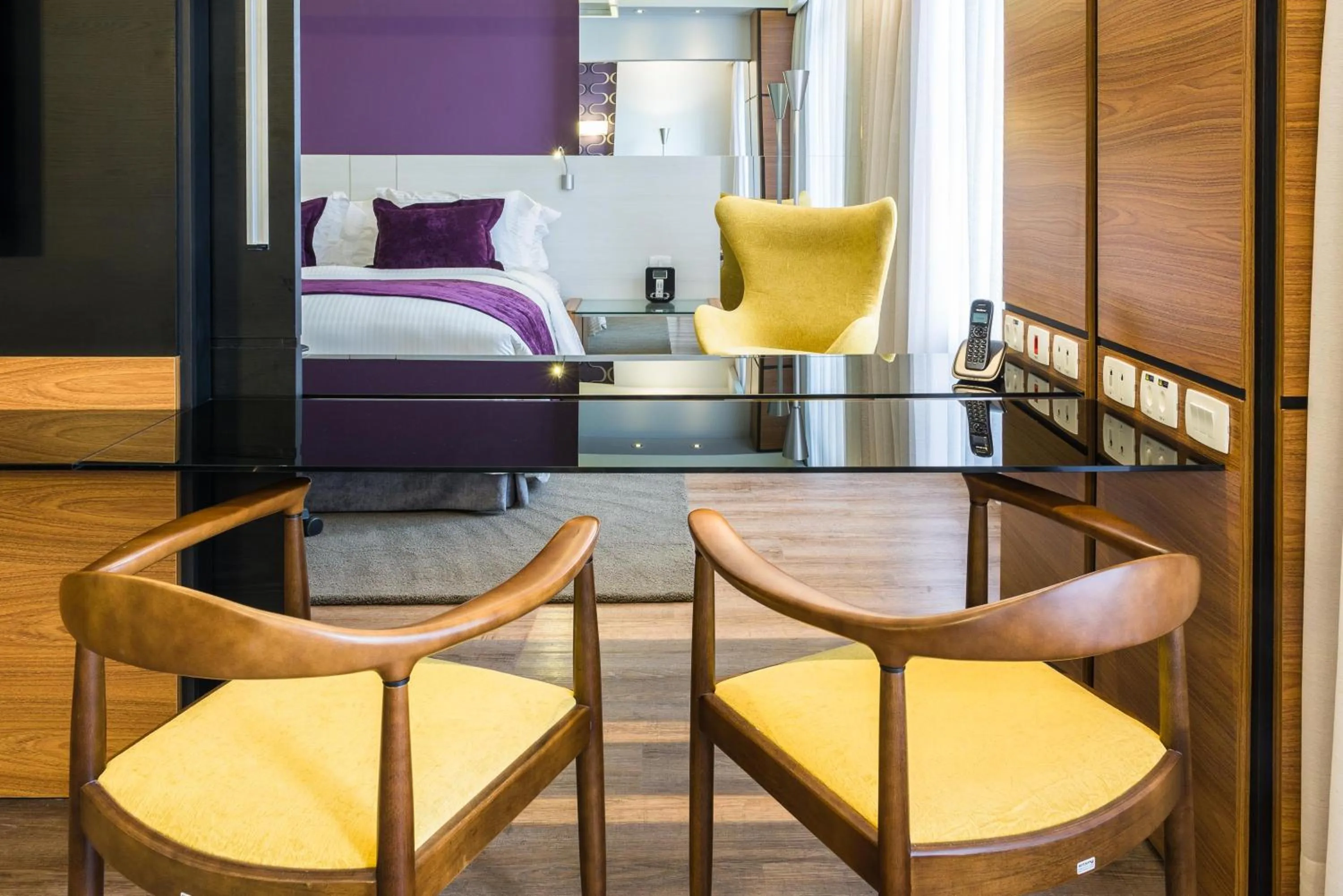 Photo of the whole room, Bed in Radisson Hotel Curitiba