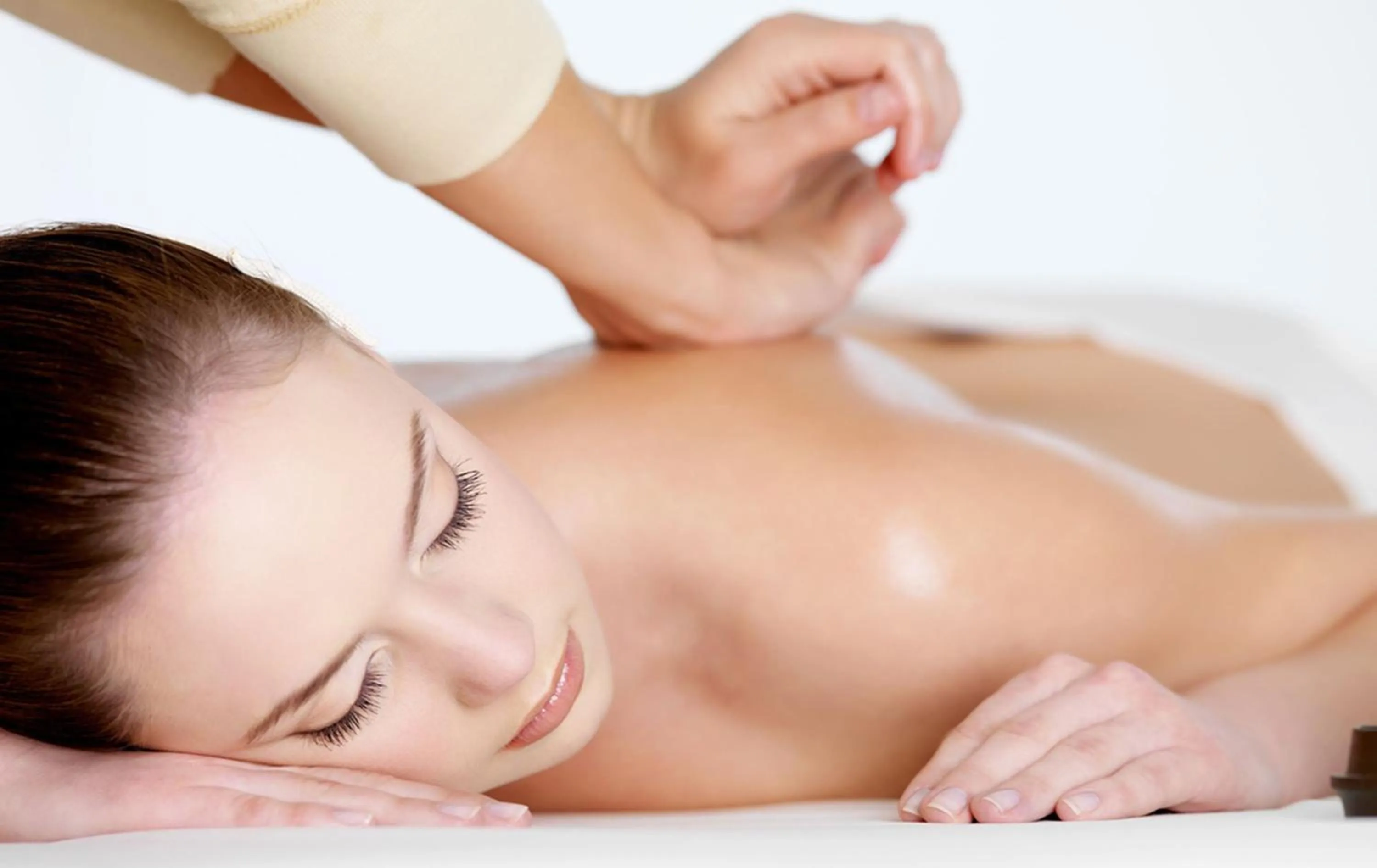 Spa and wellness centre/facilities in Carlton Hotel Singapore