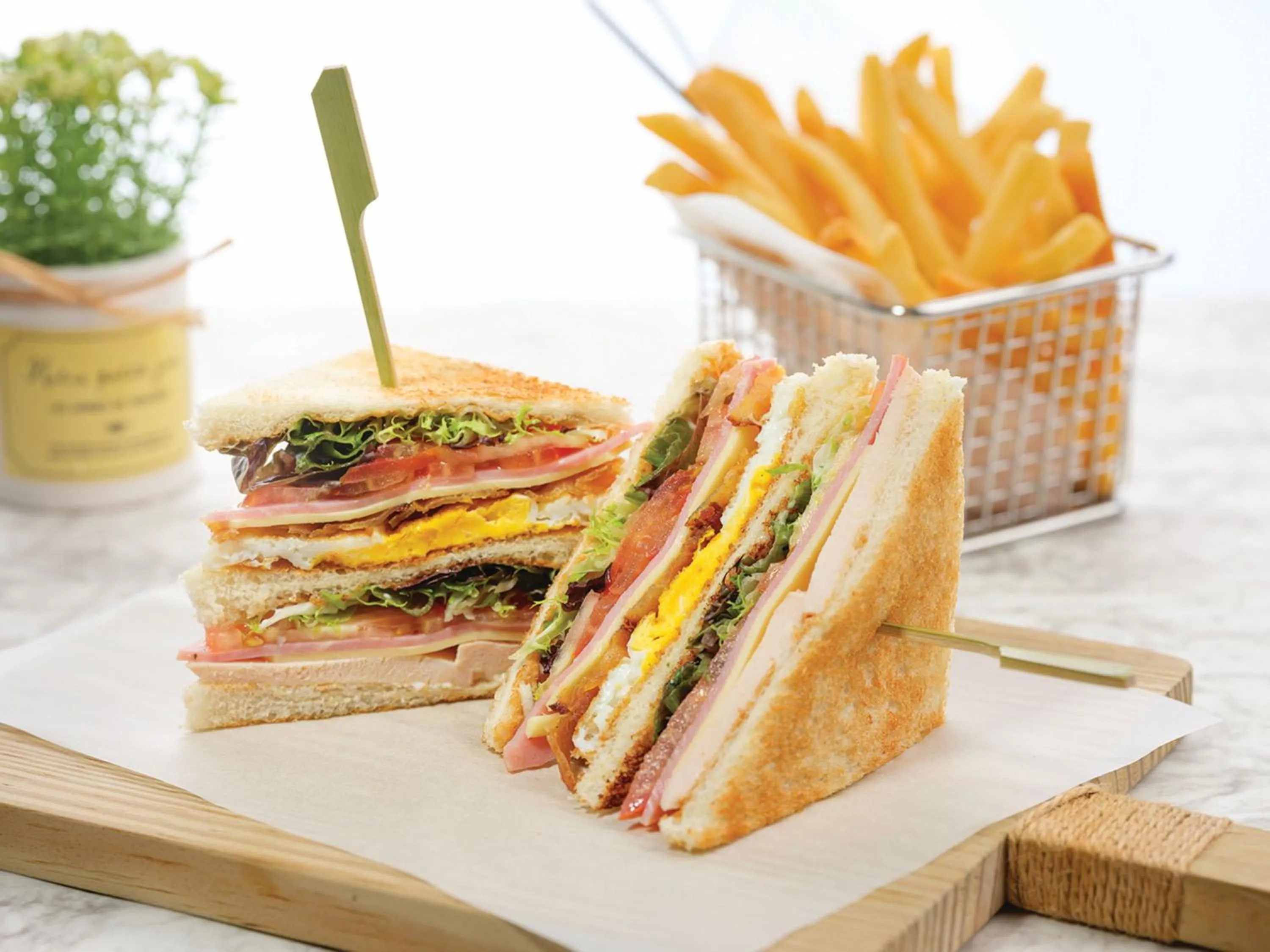 Restaurant/places to eat in Carlton Hotel Singapore