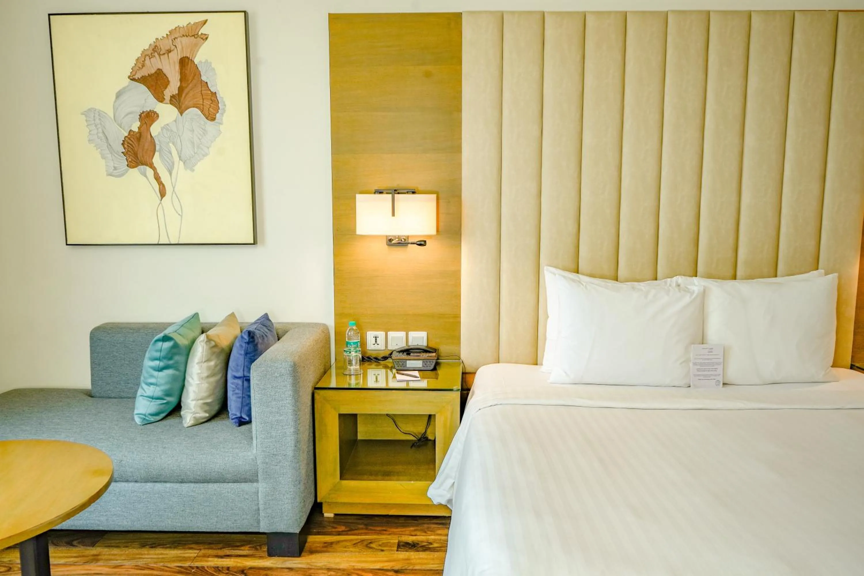 Bed in Courtyard by Marriott Gurugram Downtown