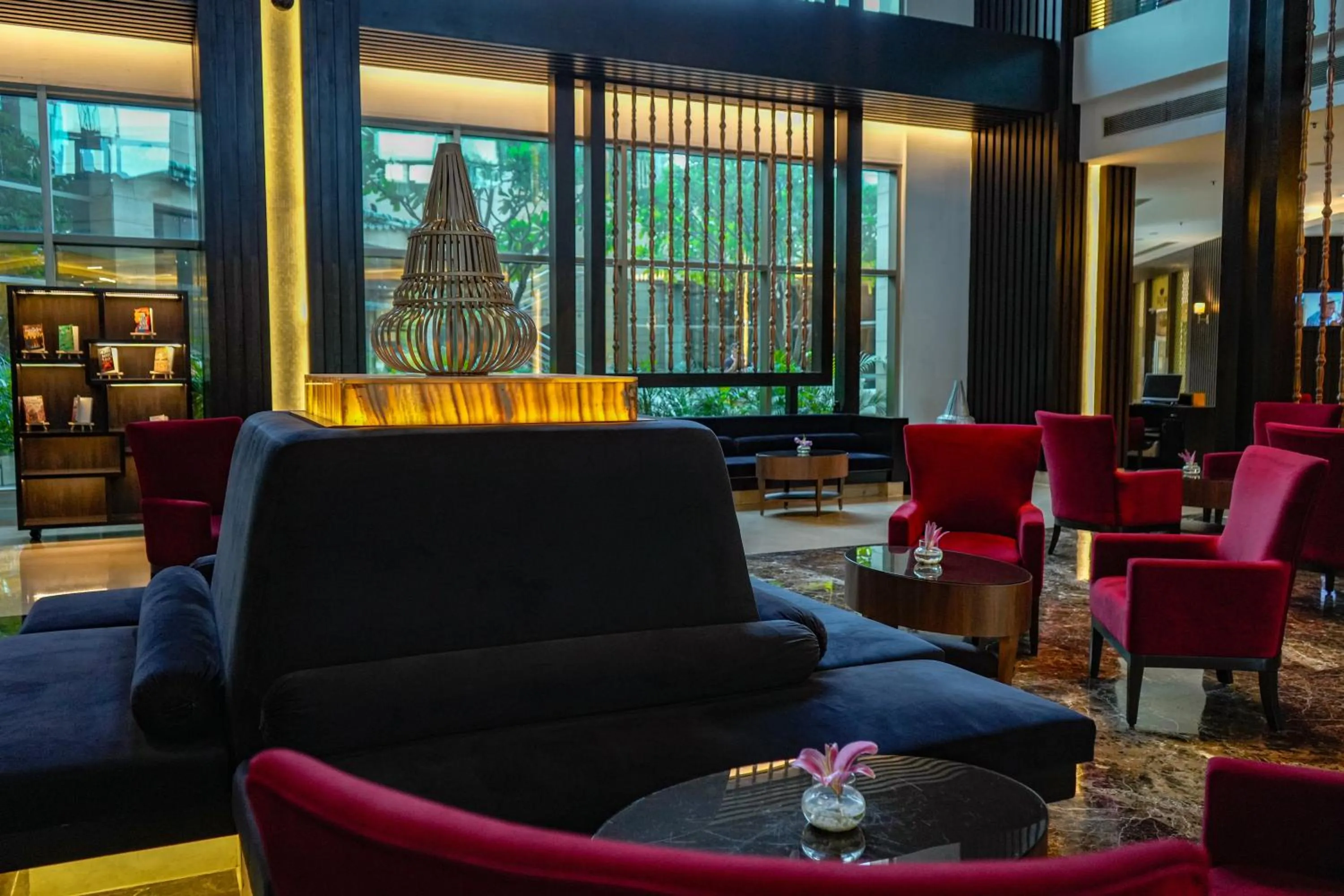 Lobby or reception in Courtyard by Marriott Gurugram Downtown