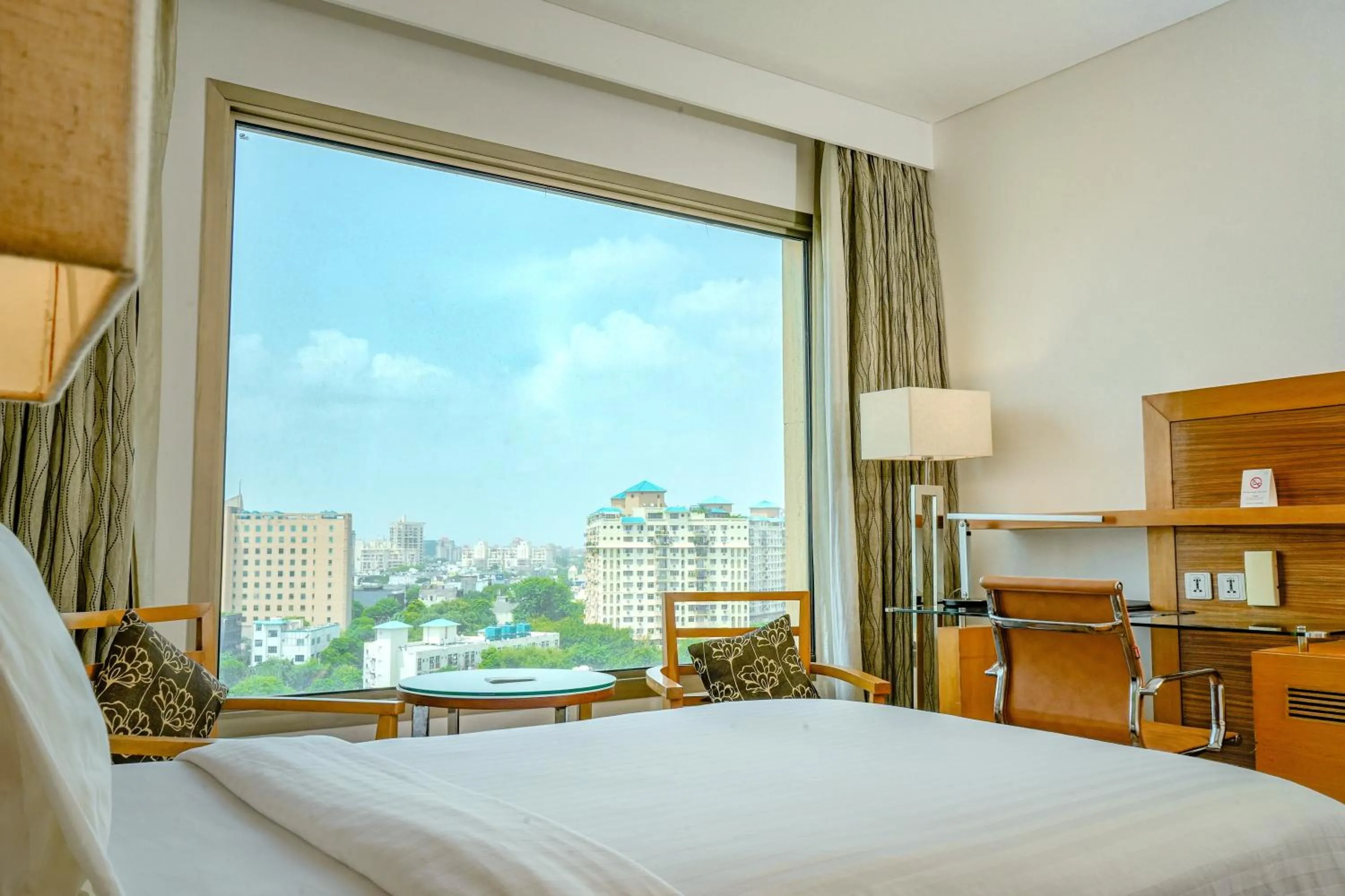 Bed in Courtyard by Marriott Gurugram Downtown