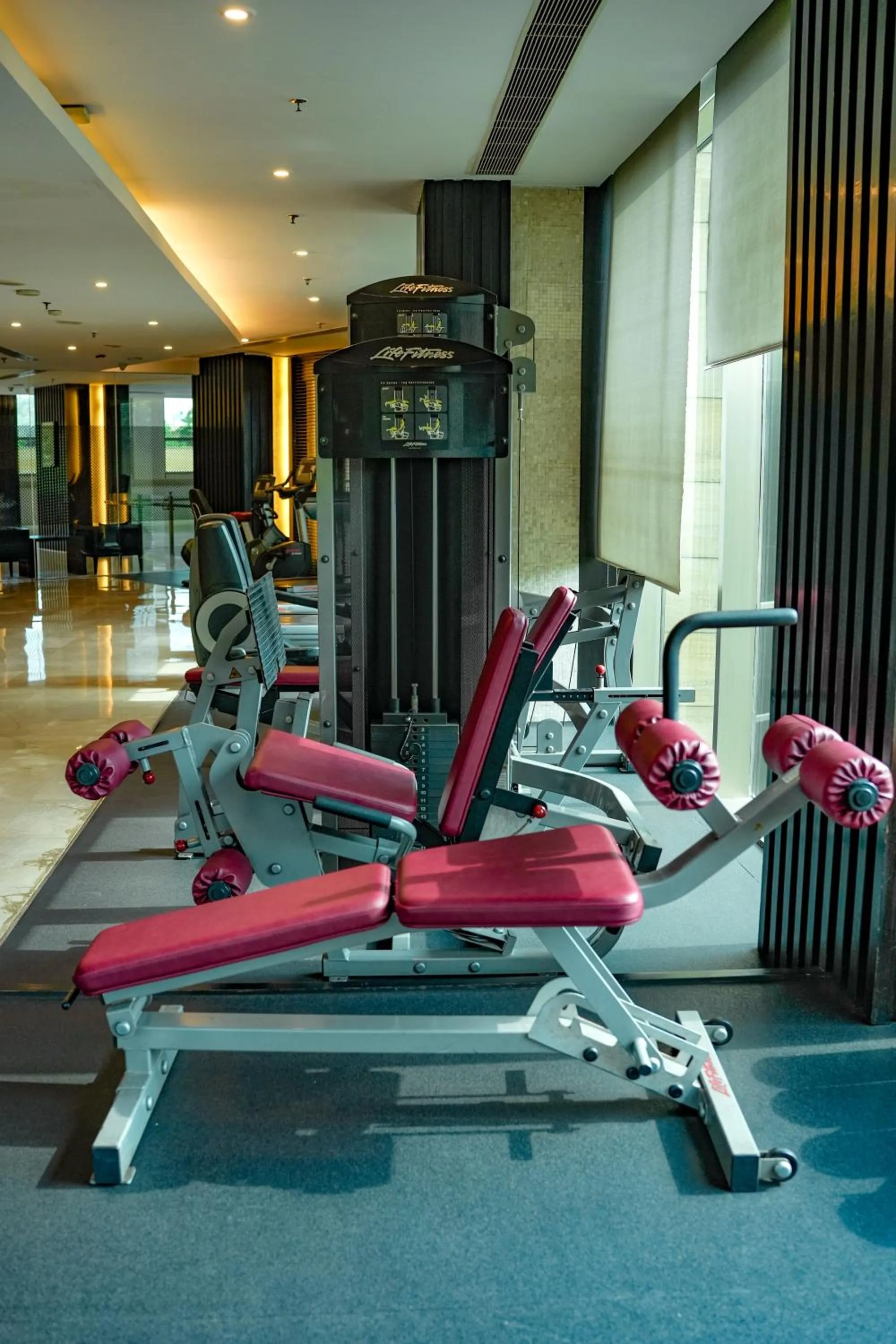 Fitness centre/facilities in Courtyard by Marriott Gurugram Downtown
