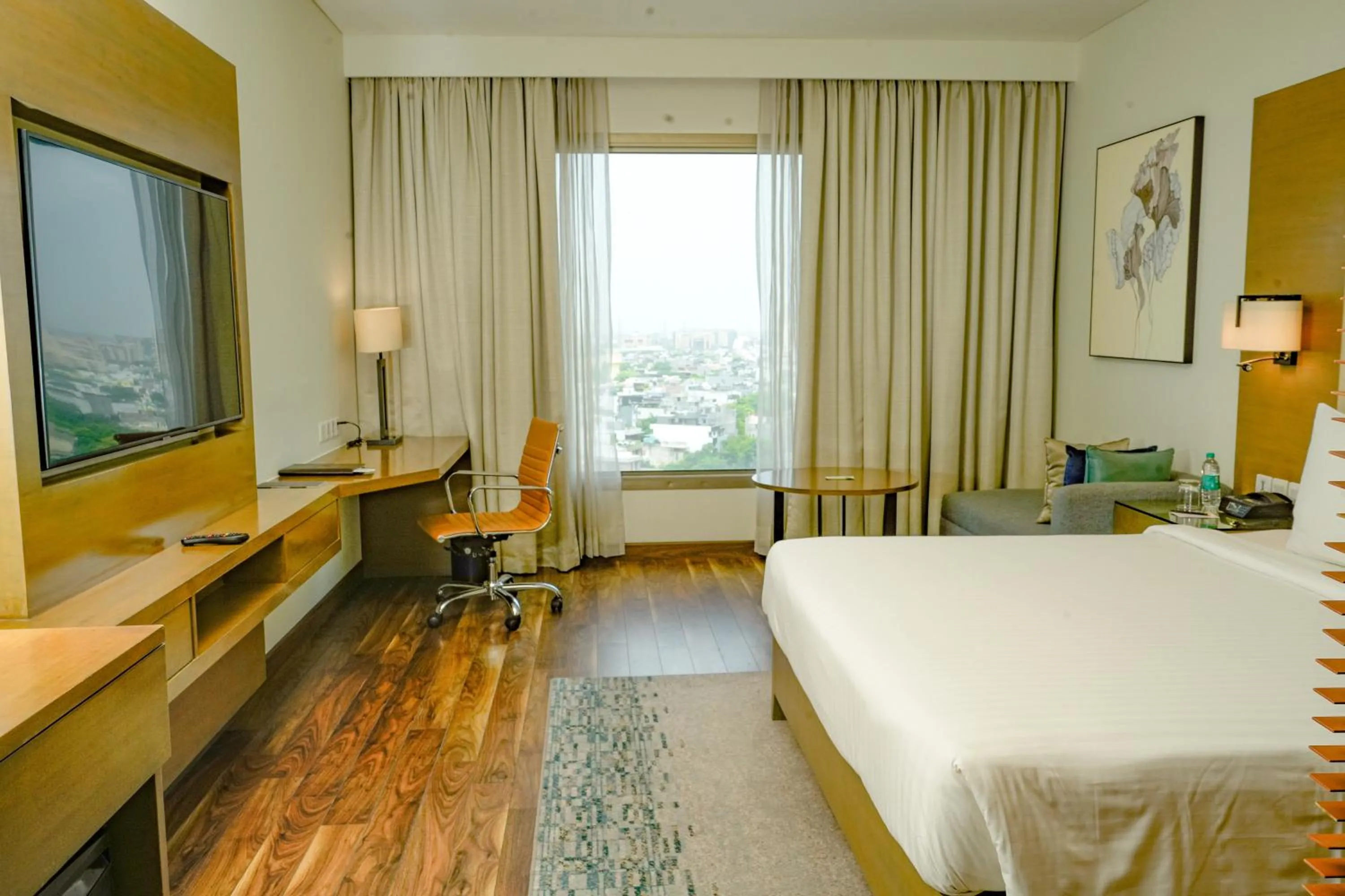 Bed in Courtyard by Marriott Gurugram Downtown