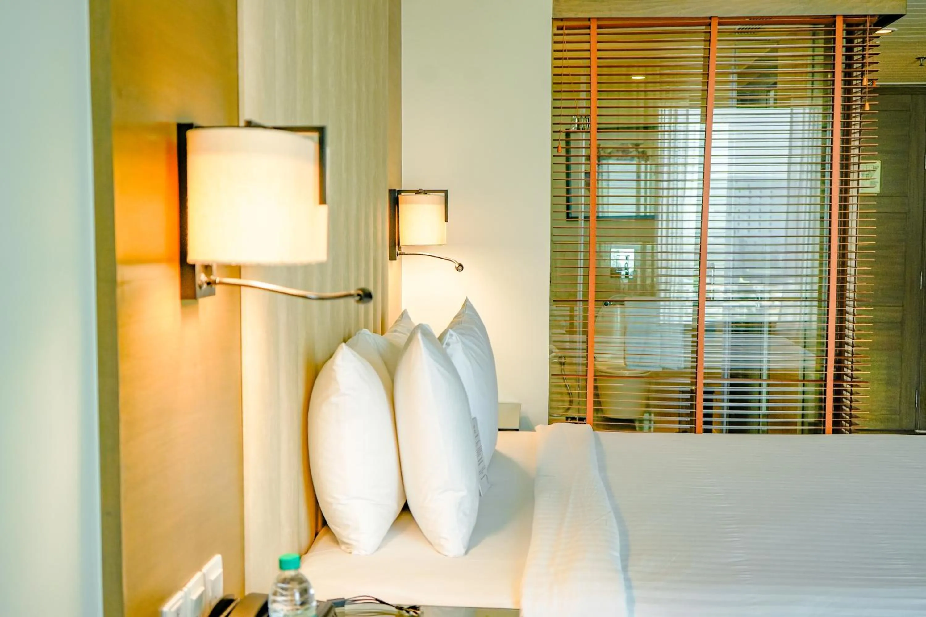 Bed in Courtyard by Marriott Gurugram Downtown