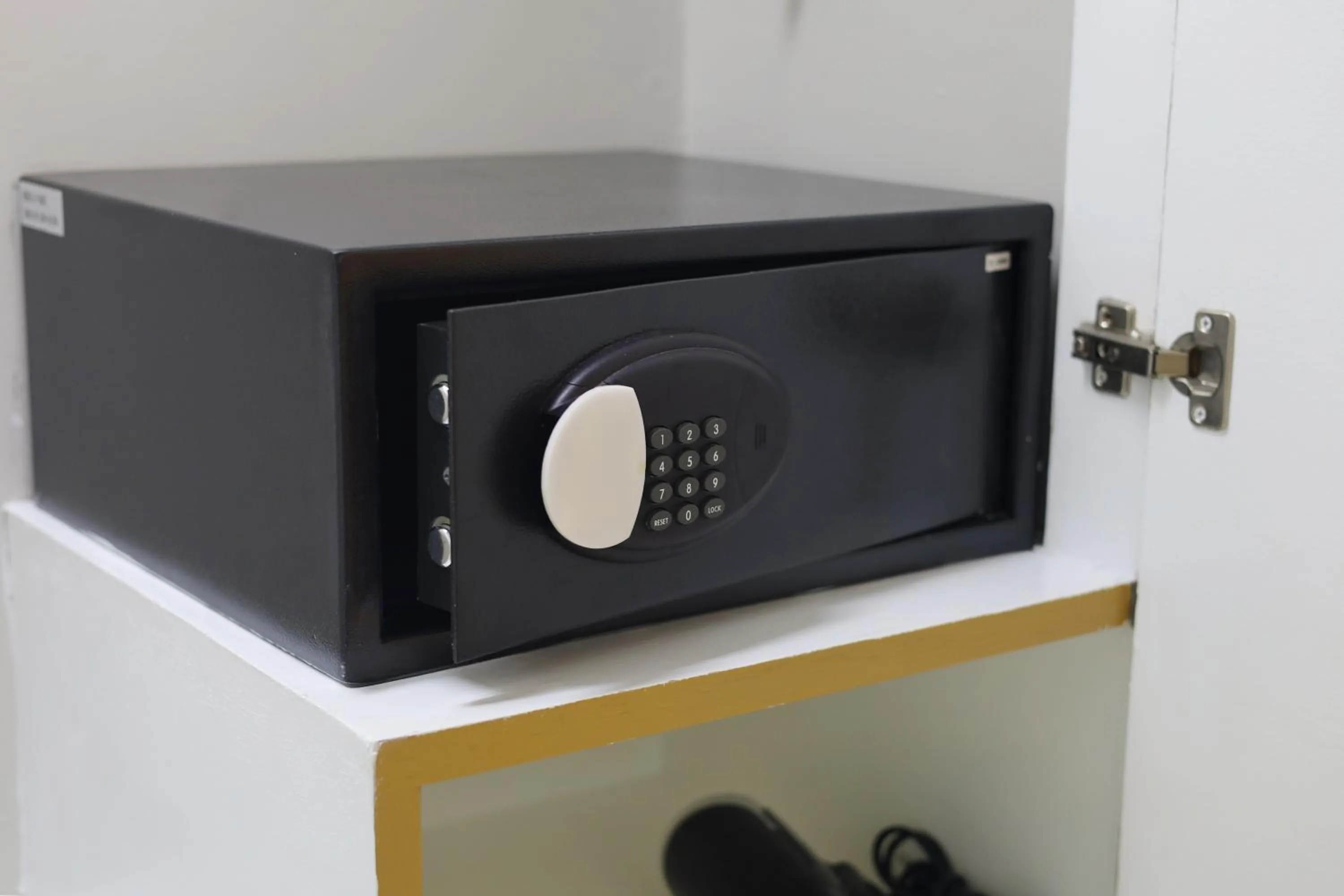 safe in The Kee Resort & Spa