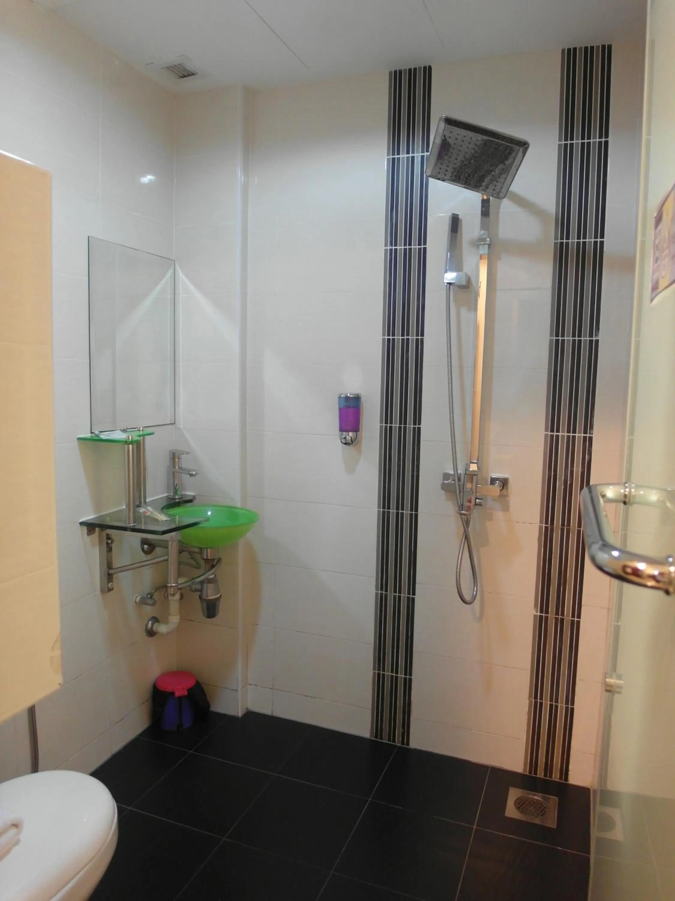 Bathroom in Bahagia Hotel Langkawi