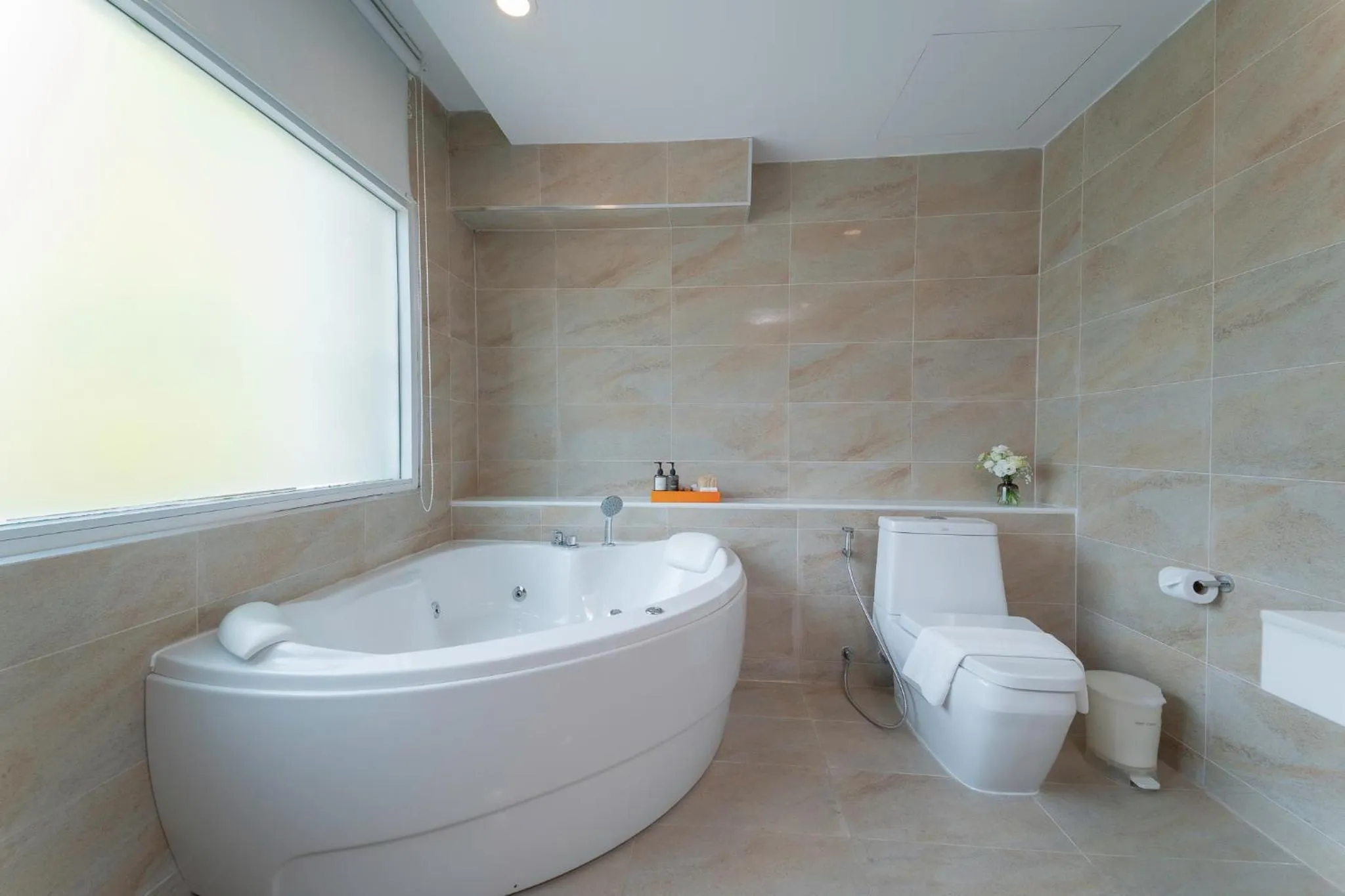 Toilet in Khum Phucome Hotel -SHA Extra Plus