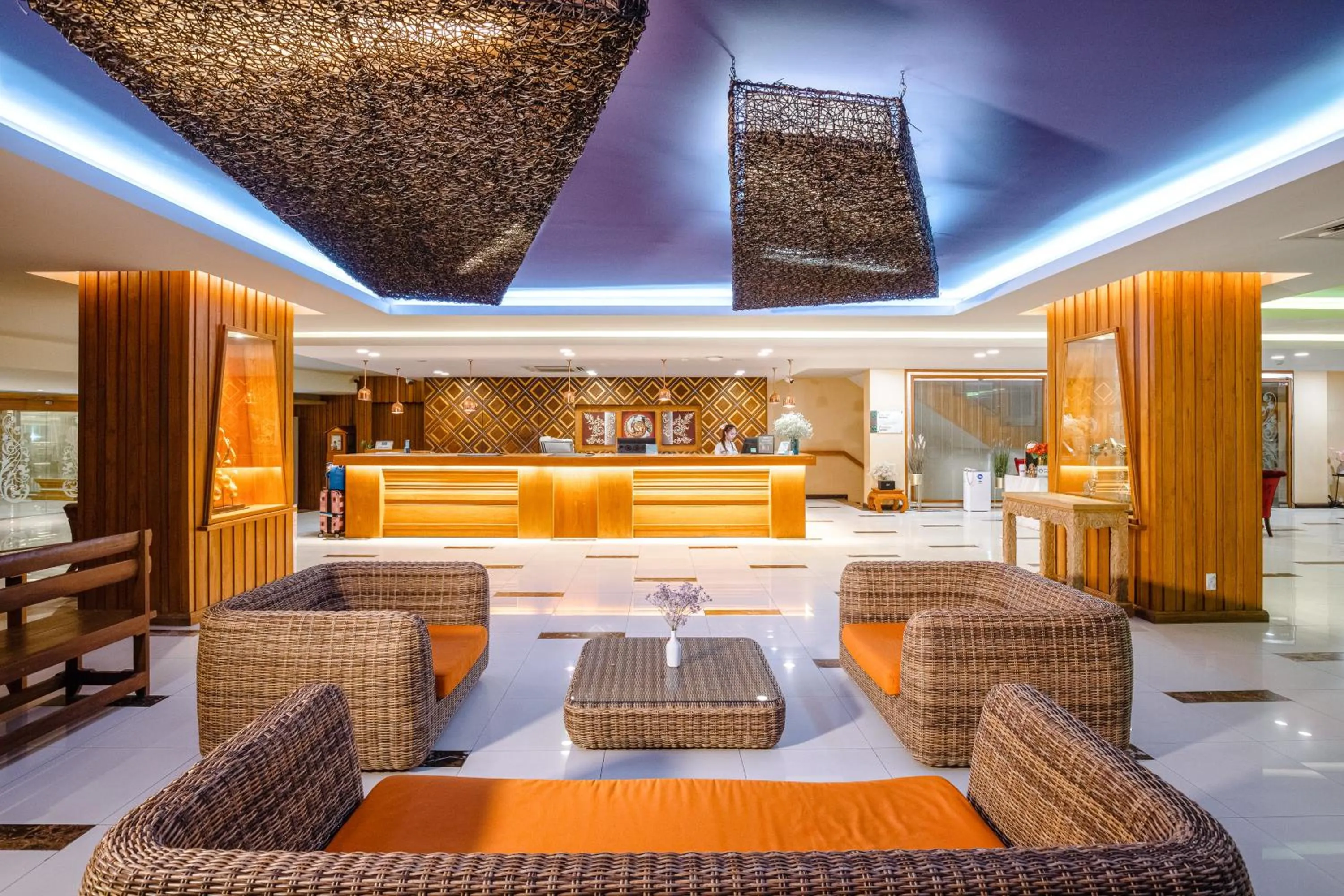 Lobby or reception in Khum Phucome Hotel -SHA Extra Plus