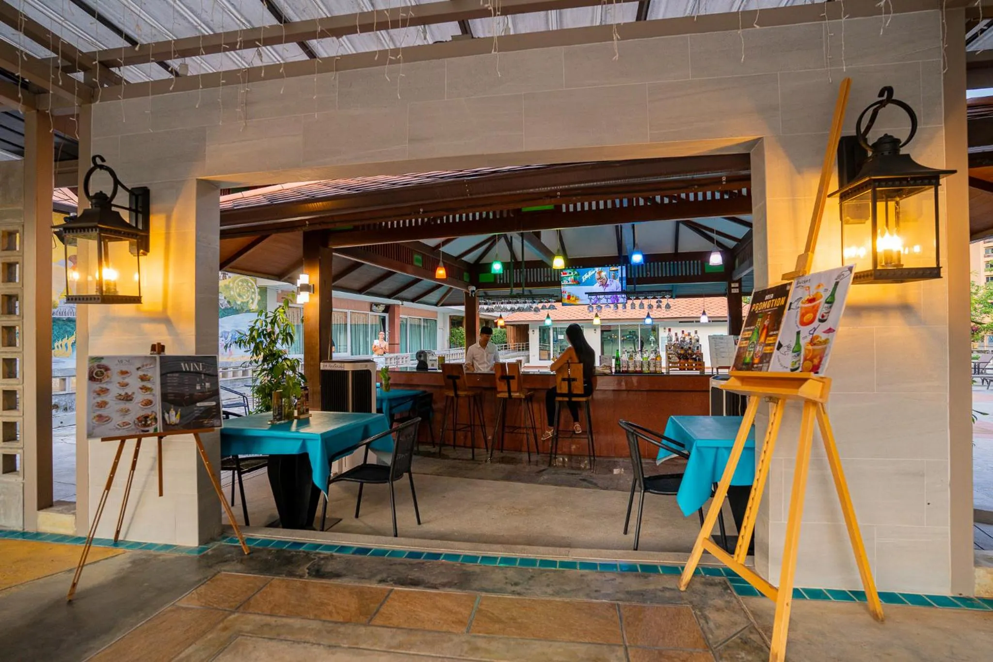 Lounge or bar in Khum Phucome Hotel -SHA Extra Plus